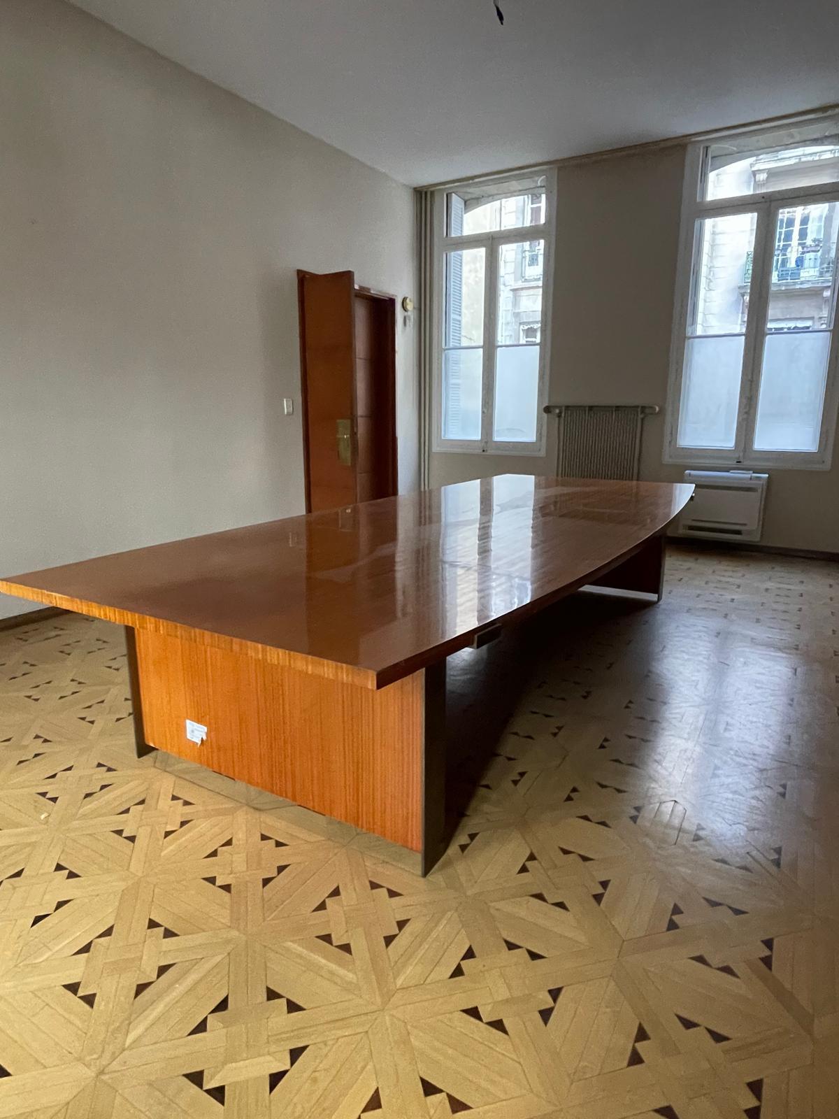 Grande table Jacques Quinet en vente 4
