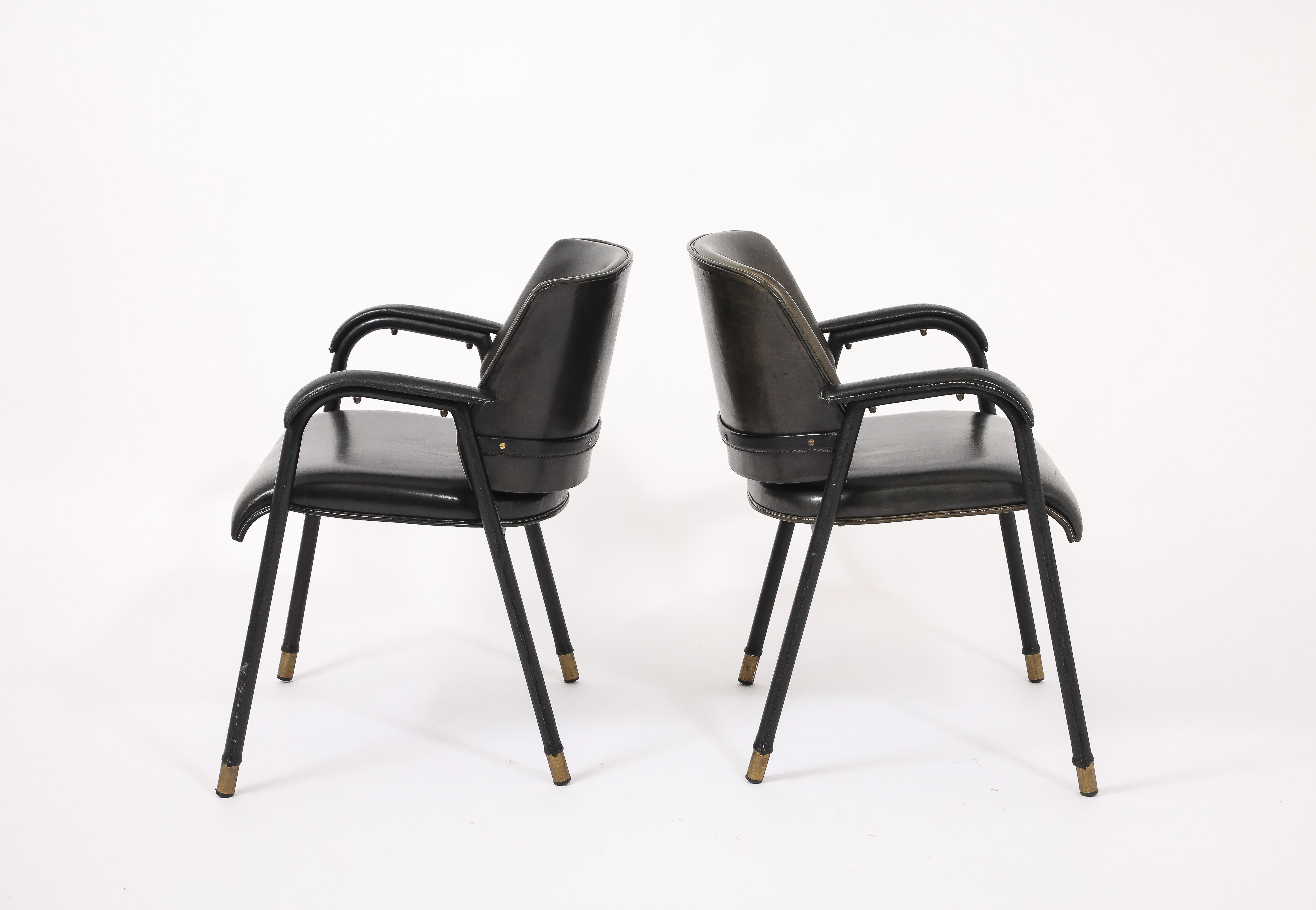 Jacques Quinet Besucherstühle, Frankreich 1950er Jahre (Leder) im Angebot