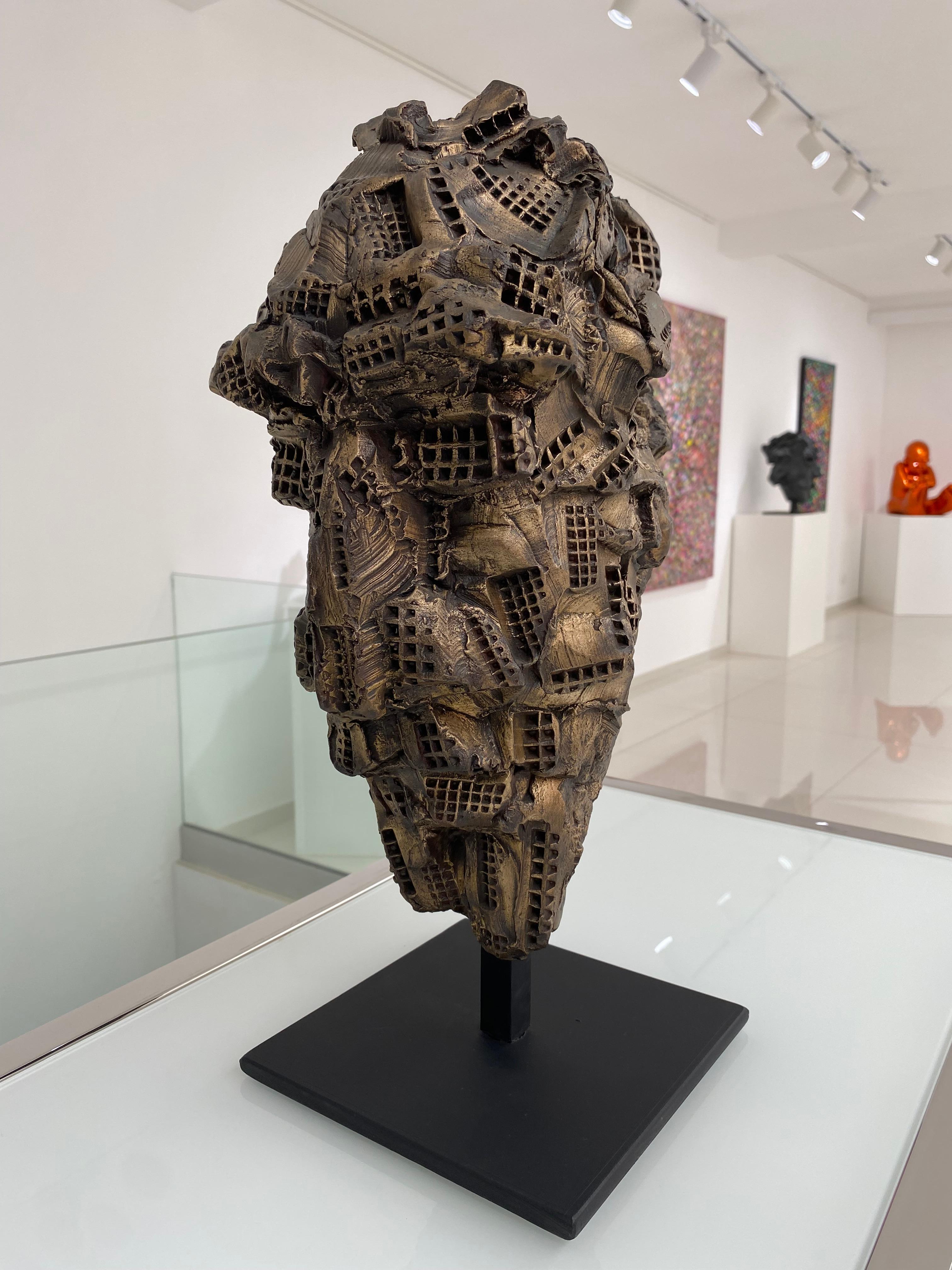 Tête Martelée - Contemporary Sculpture by Jacques Soulard