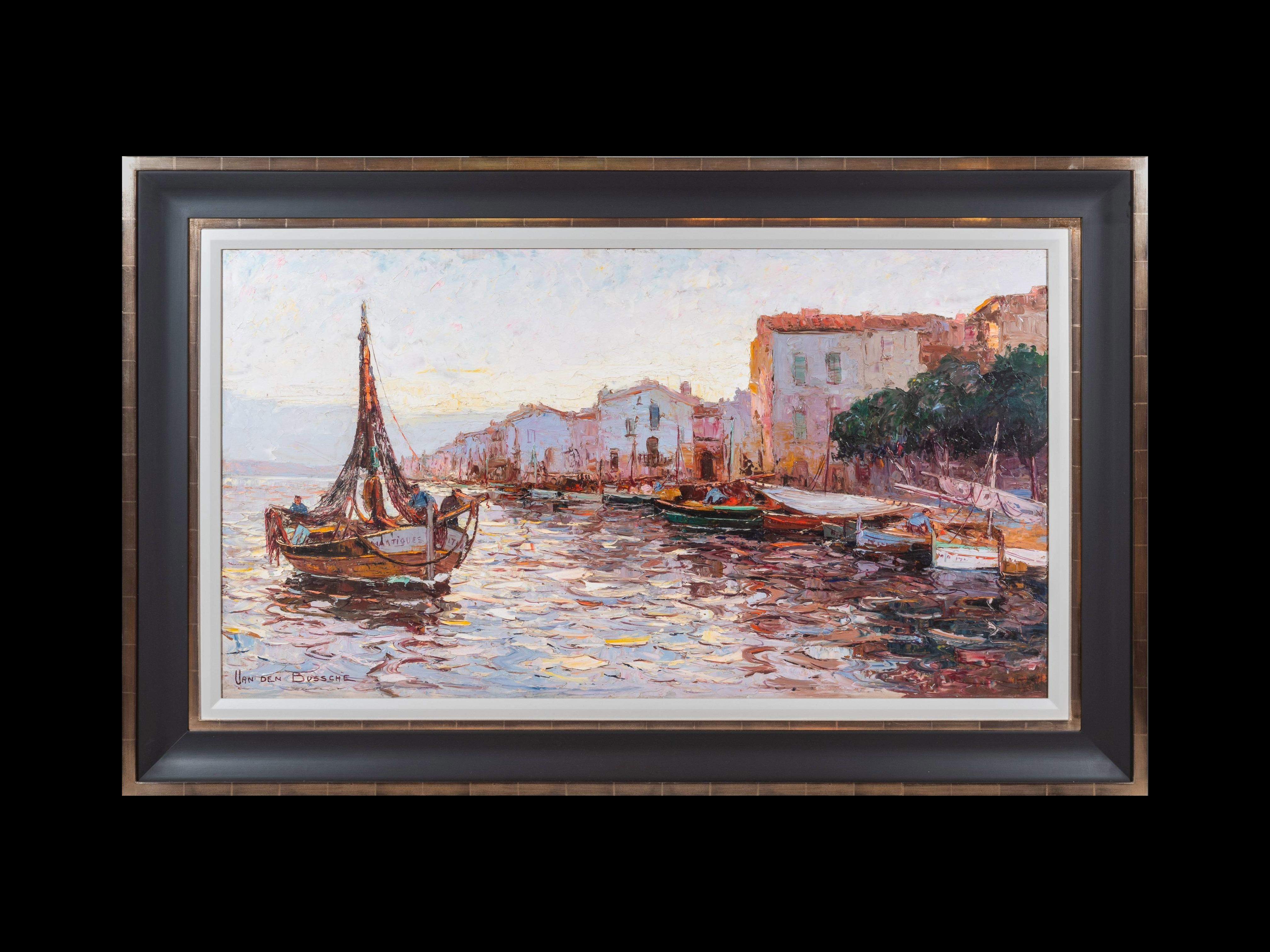Martiques Französische Côte d'Azur Gemälde eines Hafens, eines Bootes und eines Fischers, lila – Painting von Jacques Van Den Bussche