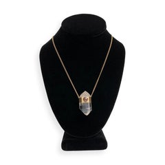 Jacquie Aiche - Collana con ciondolo in quarzo chiaro in oro 14 carati con diamante taglio rosa a goccia