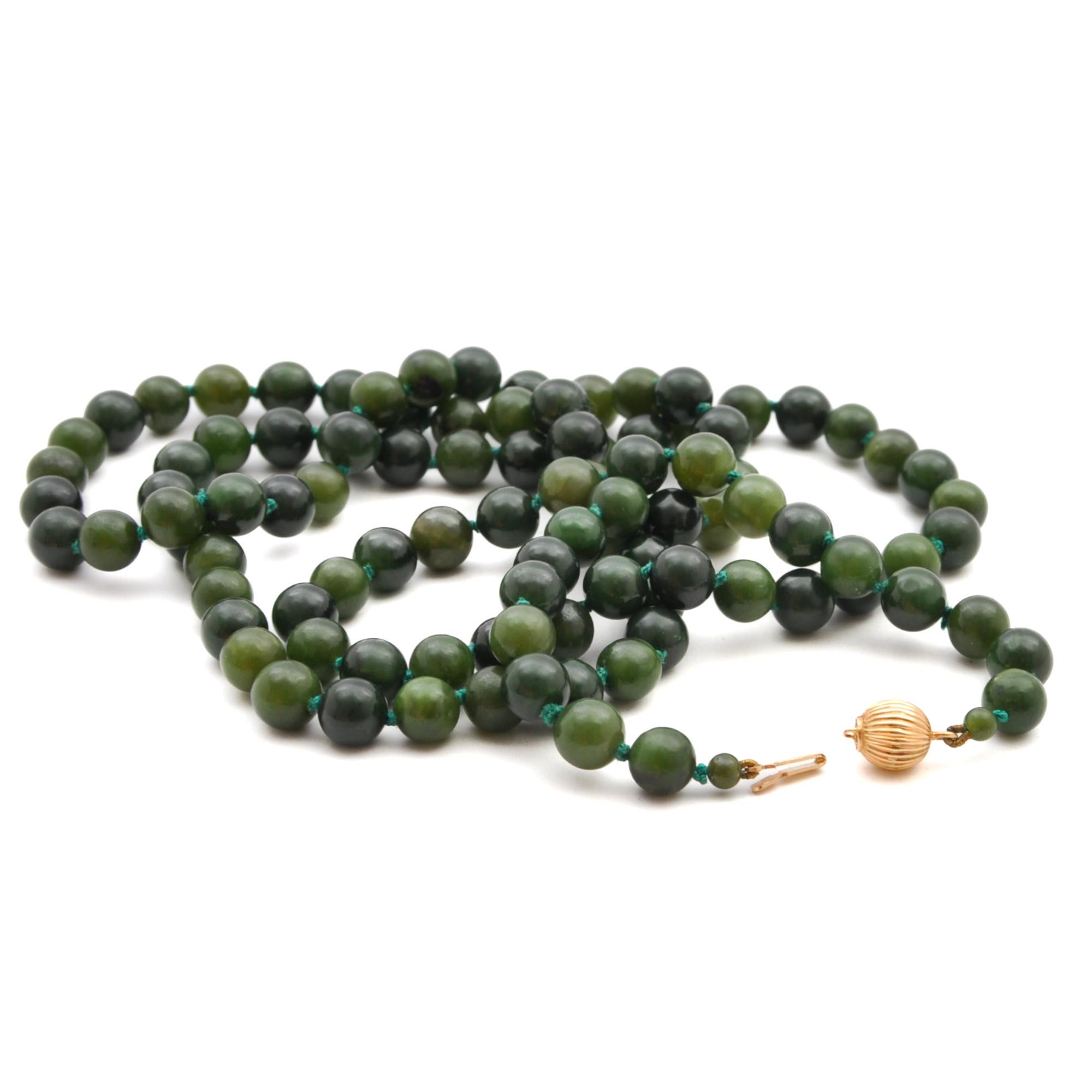 Women's Single-Strand 14K Gold Jade Beaded Necklace For Sale