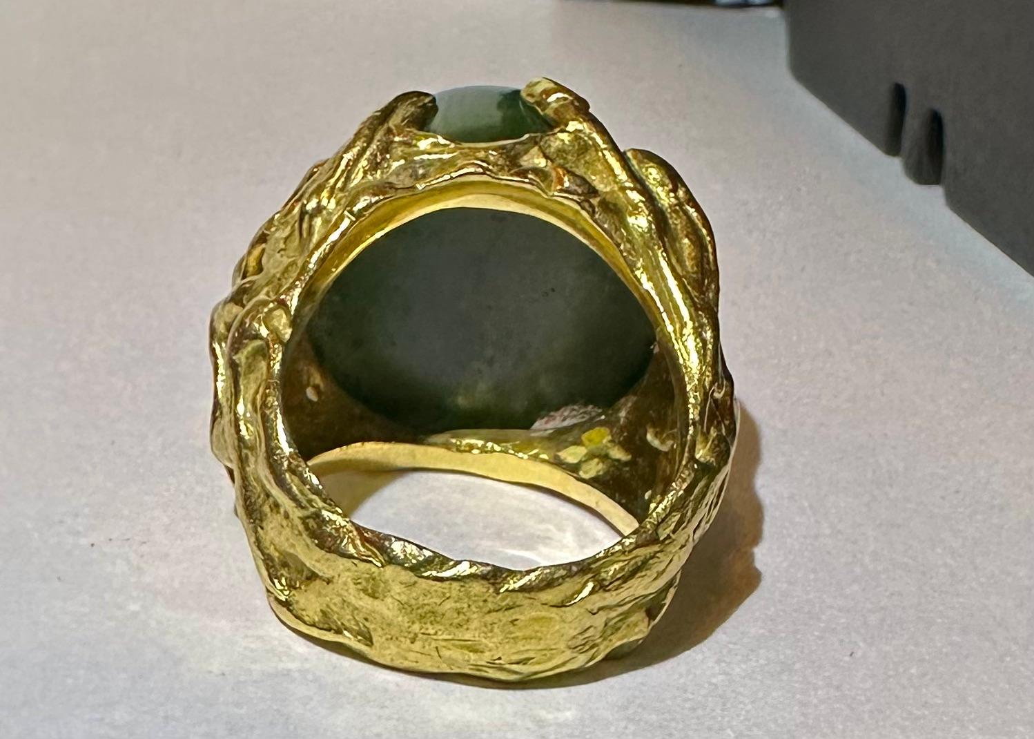 Jade 18K Gold Ring For Sale 7