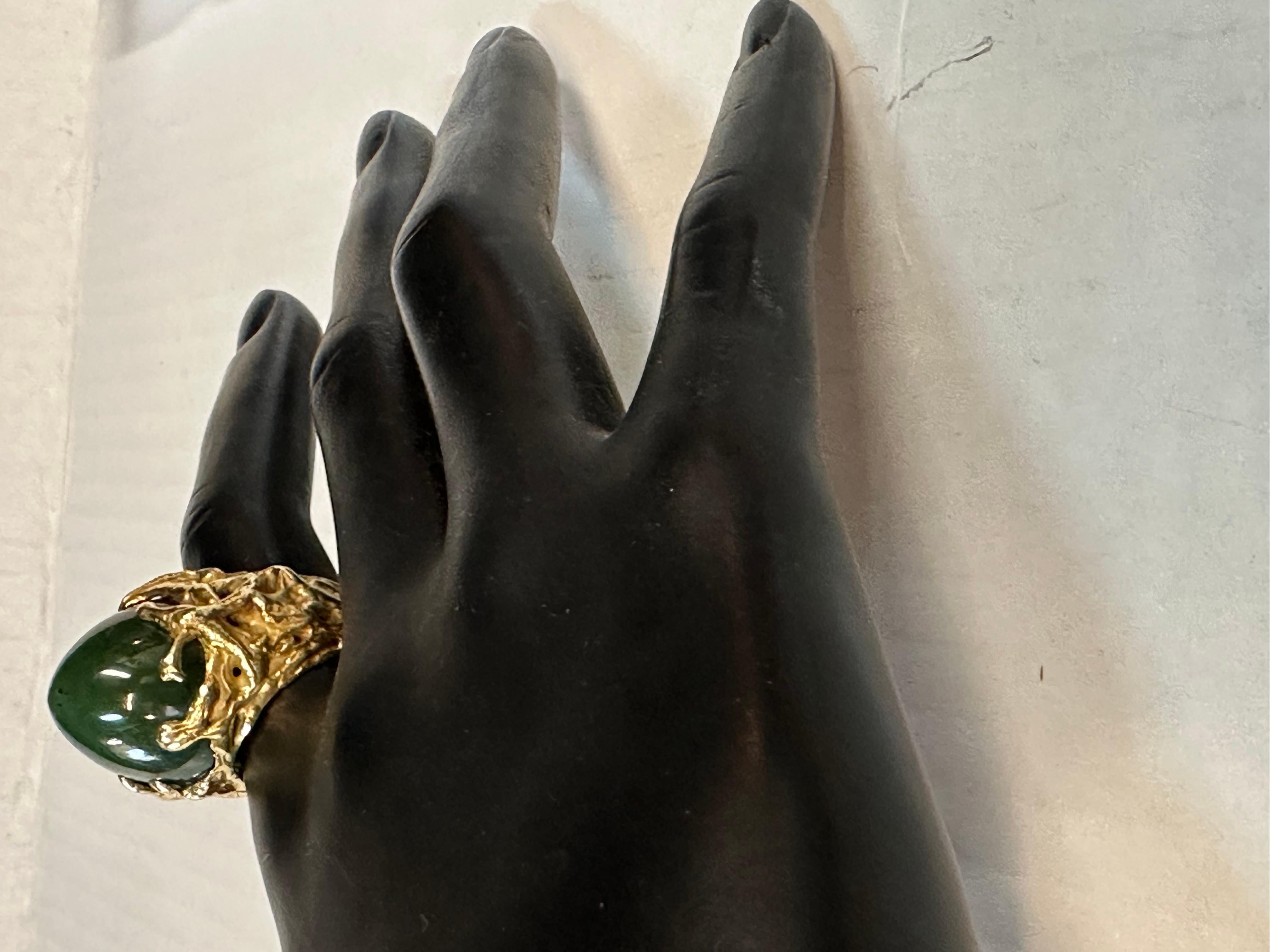 Mid-20th Century Jade 18K Gold Ring For Sale