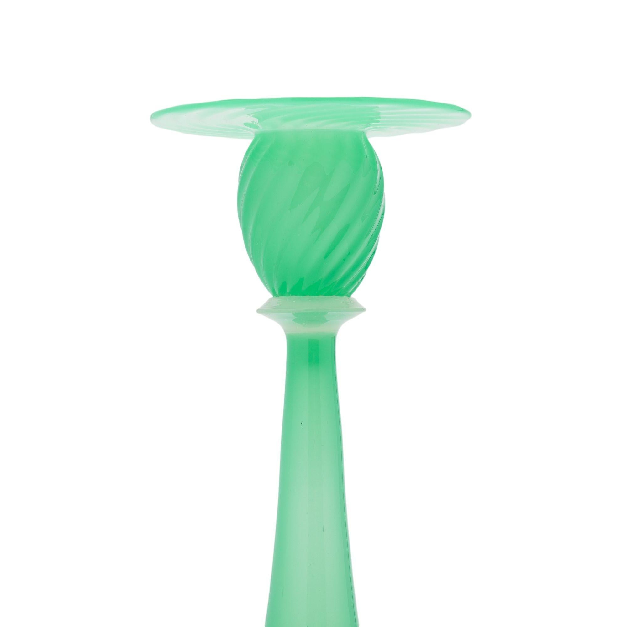 Kerzenständer aus Jade- und Alabasterglas von Steuben, 1900er Jahre (Glaskunst) im Angebot
