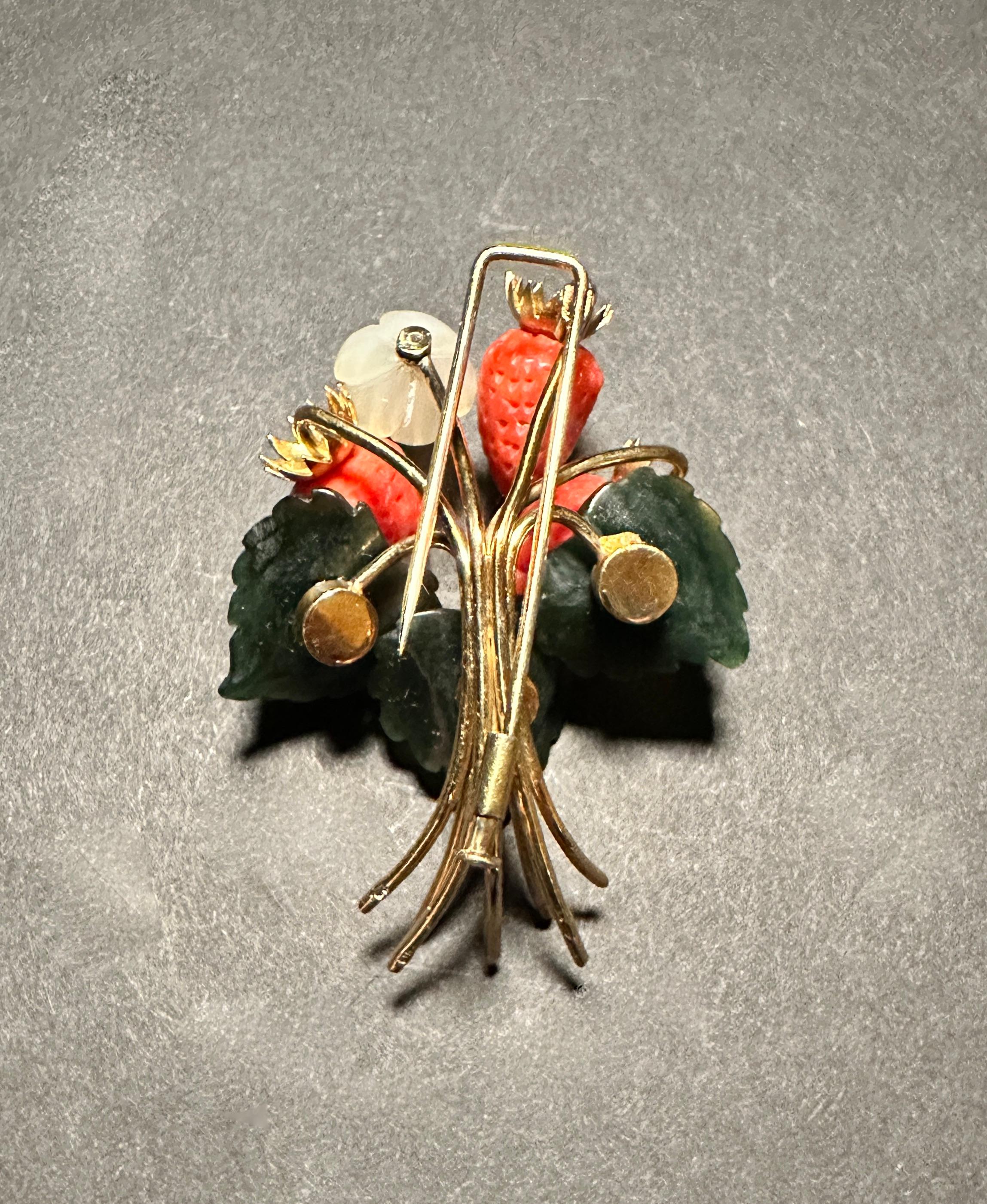 Hand-Carved Jade And Coral 14K Gold Strawberry Branch Pin Brooch For Sale