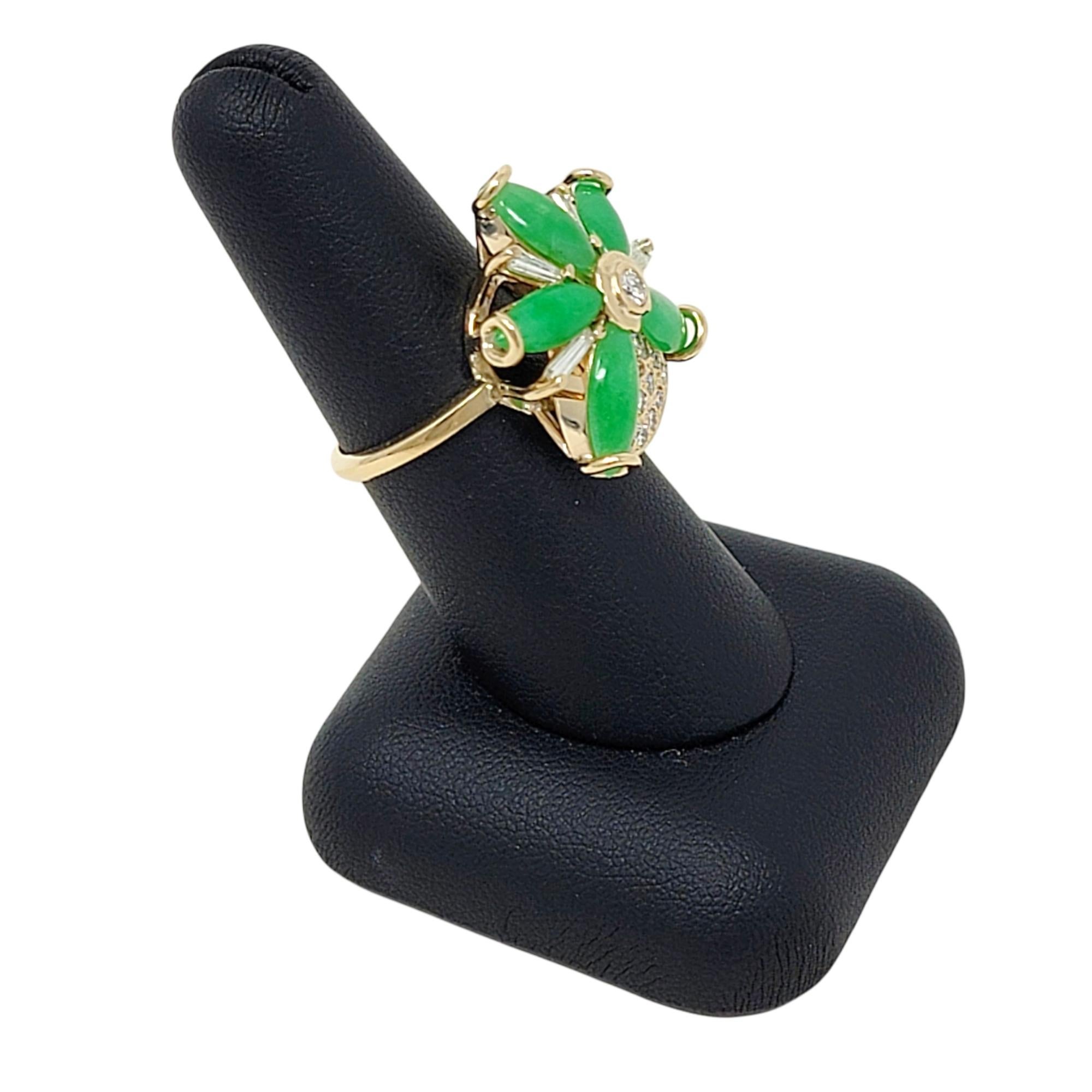 Jade and Diamond Flower Cocktail Ring in 14 Karat Yellow Gold 4.50 Carats Total For Sale 4