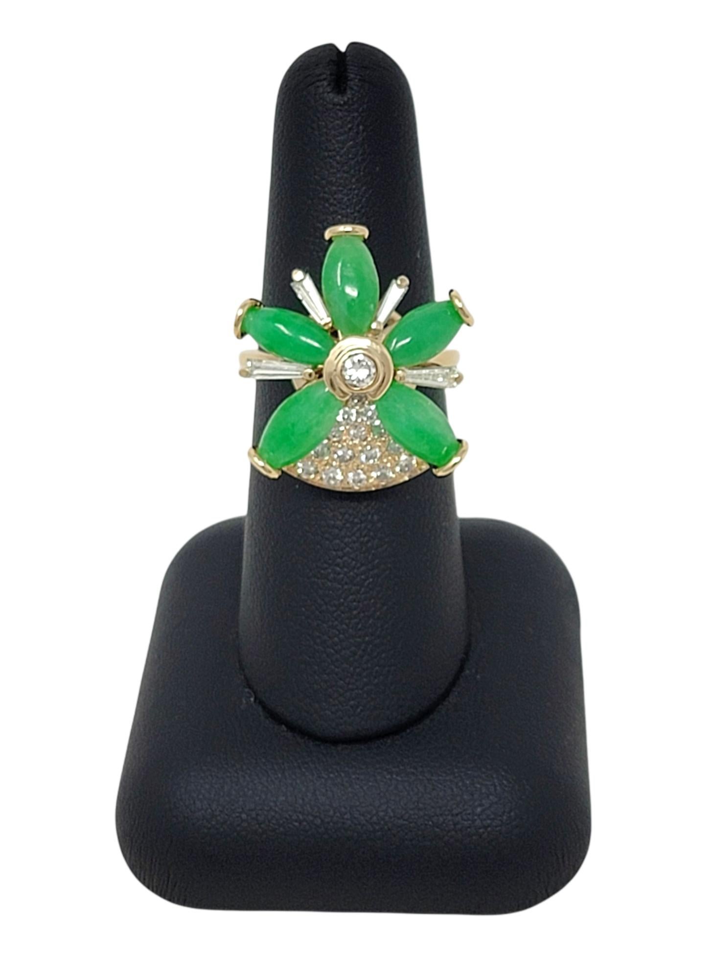 Jade and Diamond Flower Cocktail Ring in 14 Karat Yellow Gold 4.50 Carats Total For Sale 3
