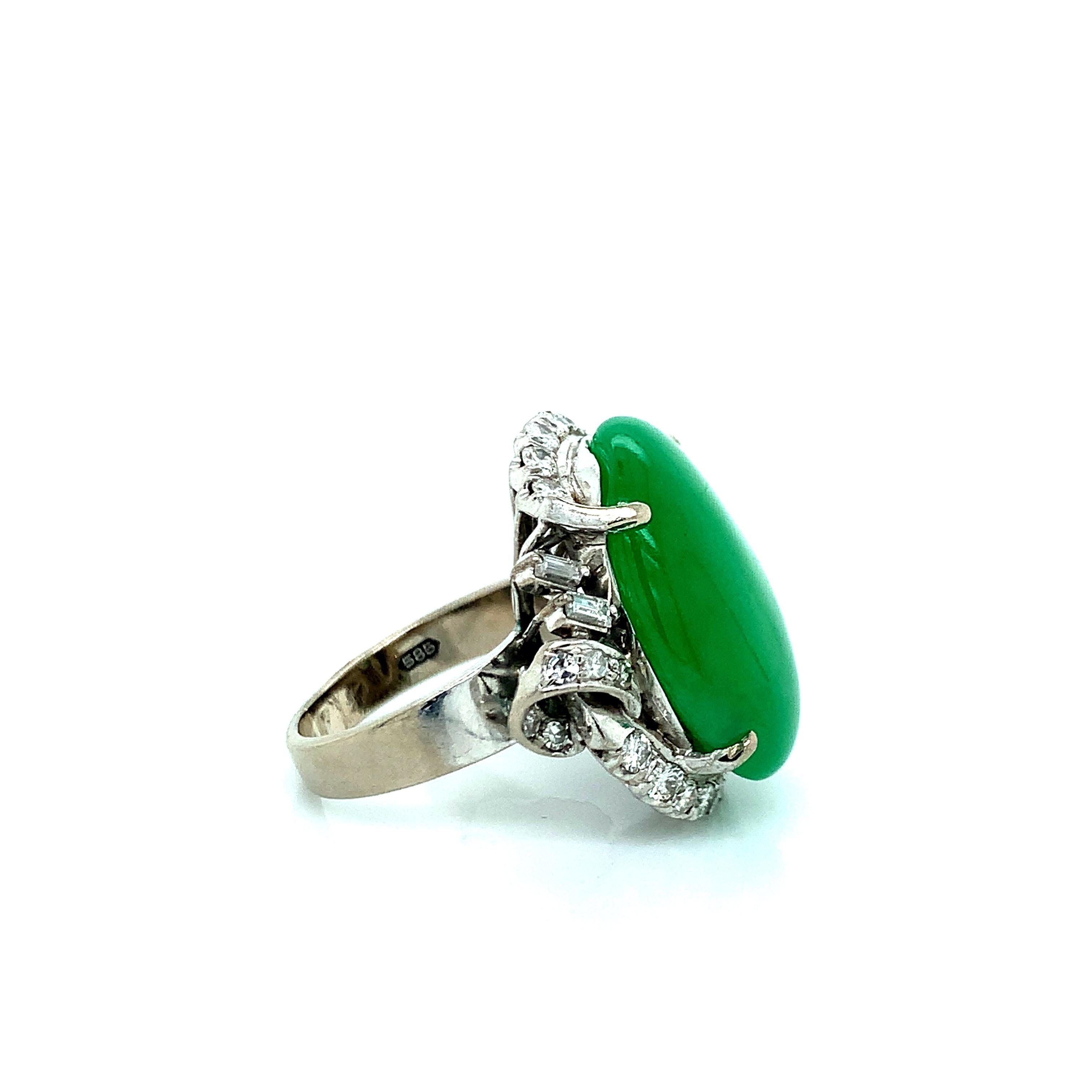 Women's Jade and Diamond Ring For Sale