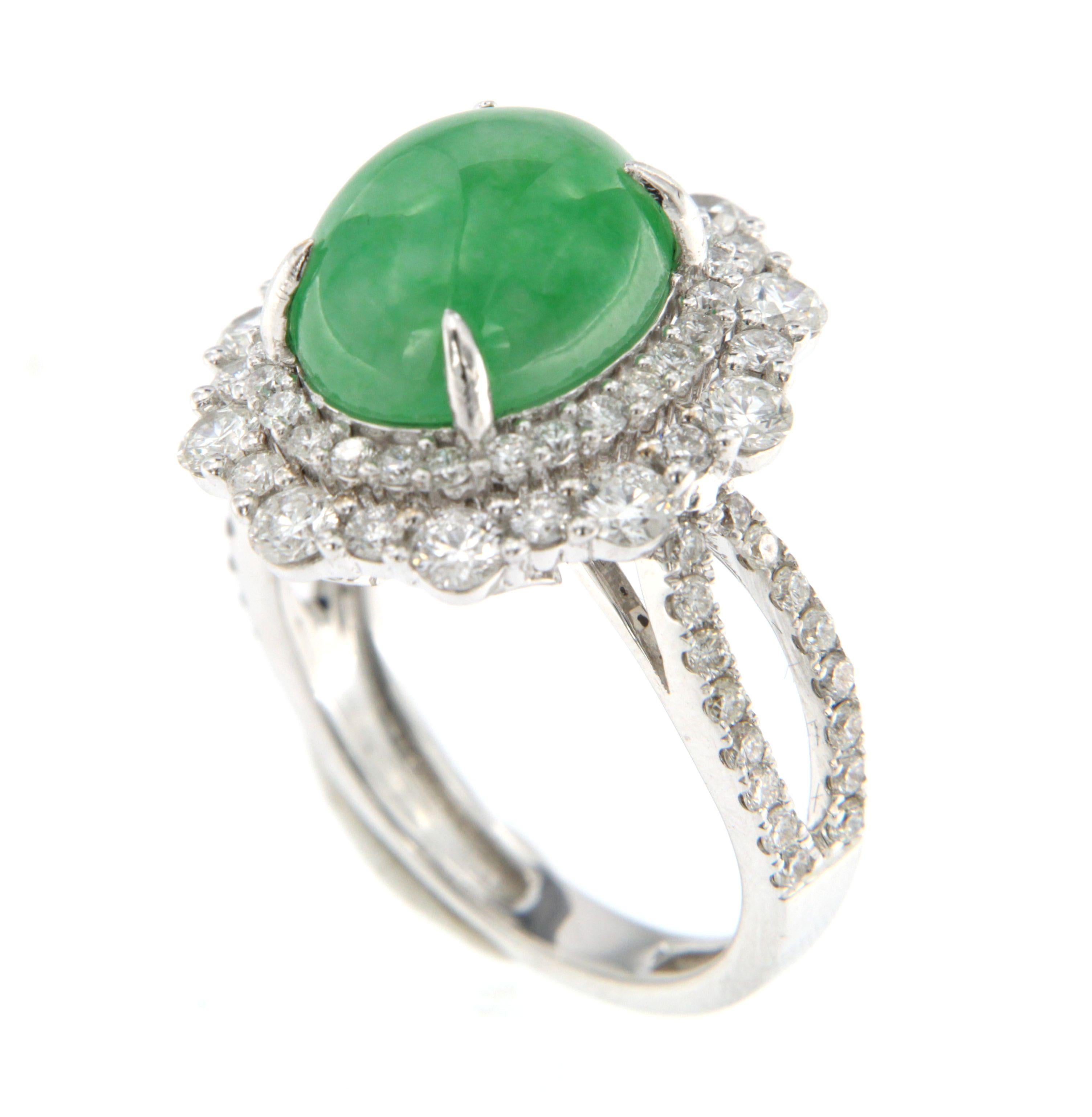 Contemporary Vintage 5.95Ct Jadeite and Diamond Ring in 18 Karat White Gold For Sale
