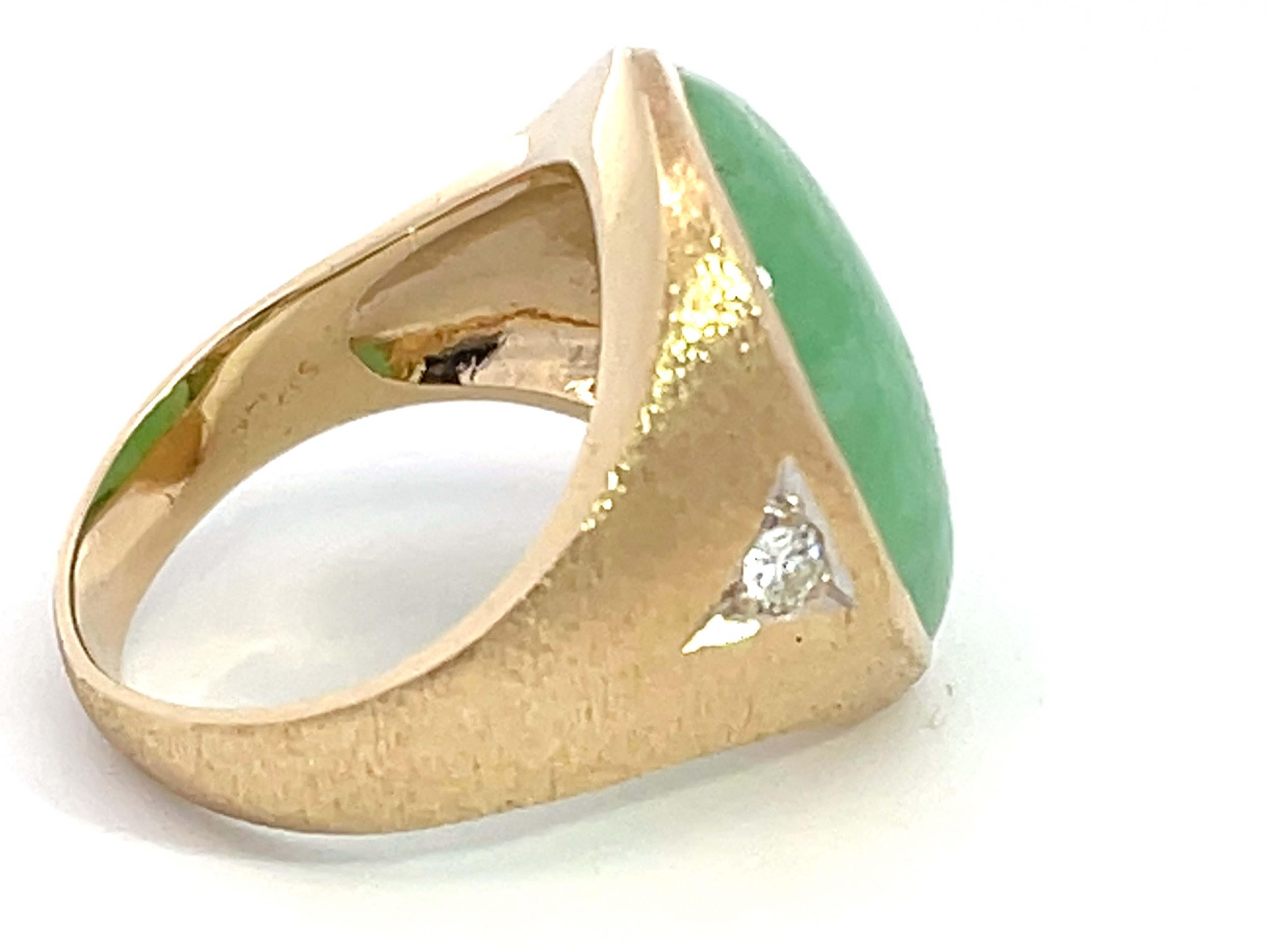 Modern Jade and Diamond Satin Finish Ring in 14k Yellow Gold For Sale