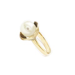 Jade and Pearl Modern Ring 14 Karat Yellow Gold