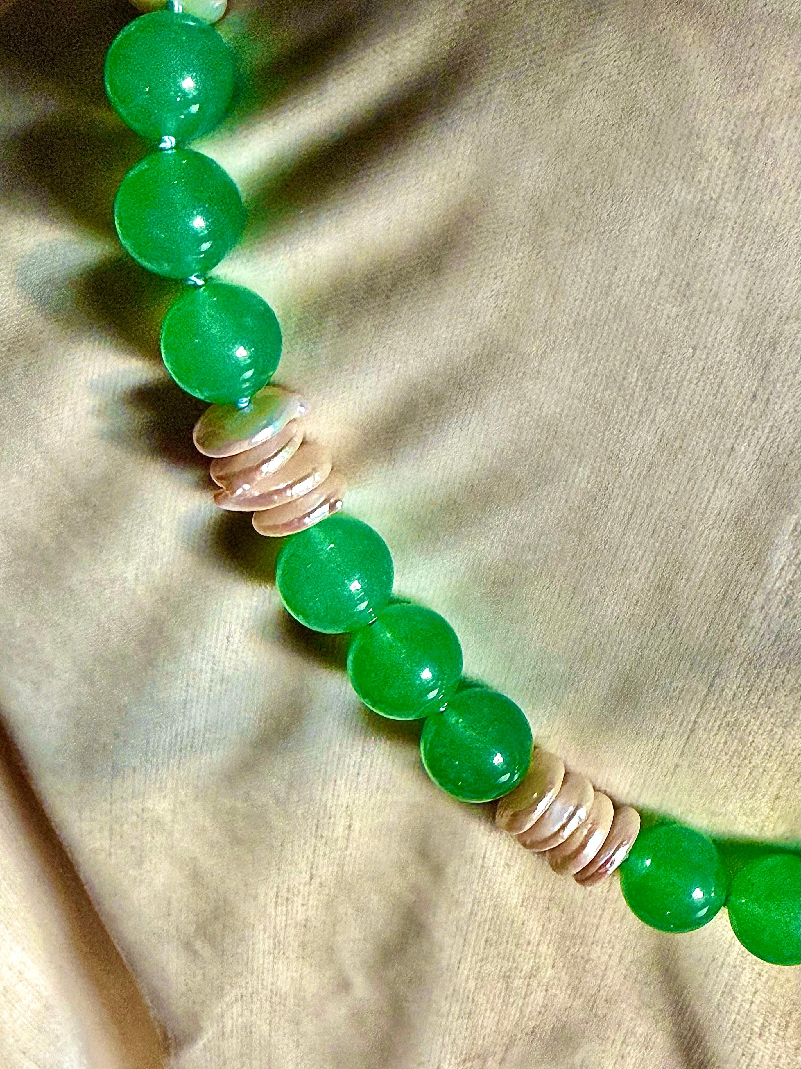 Modern Jade and pearl necklace For Sale