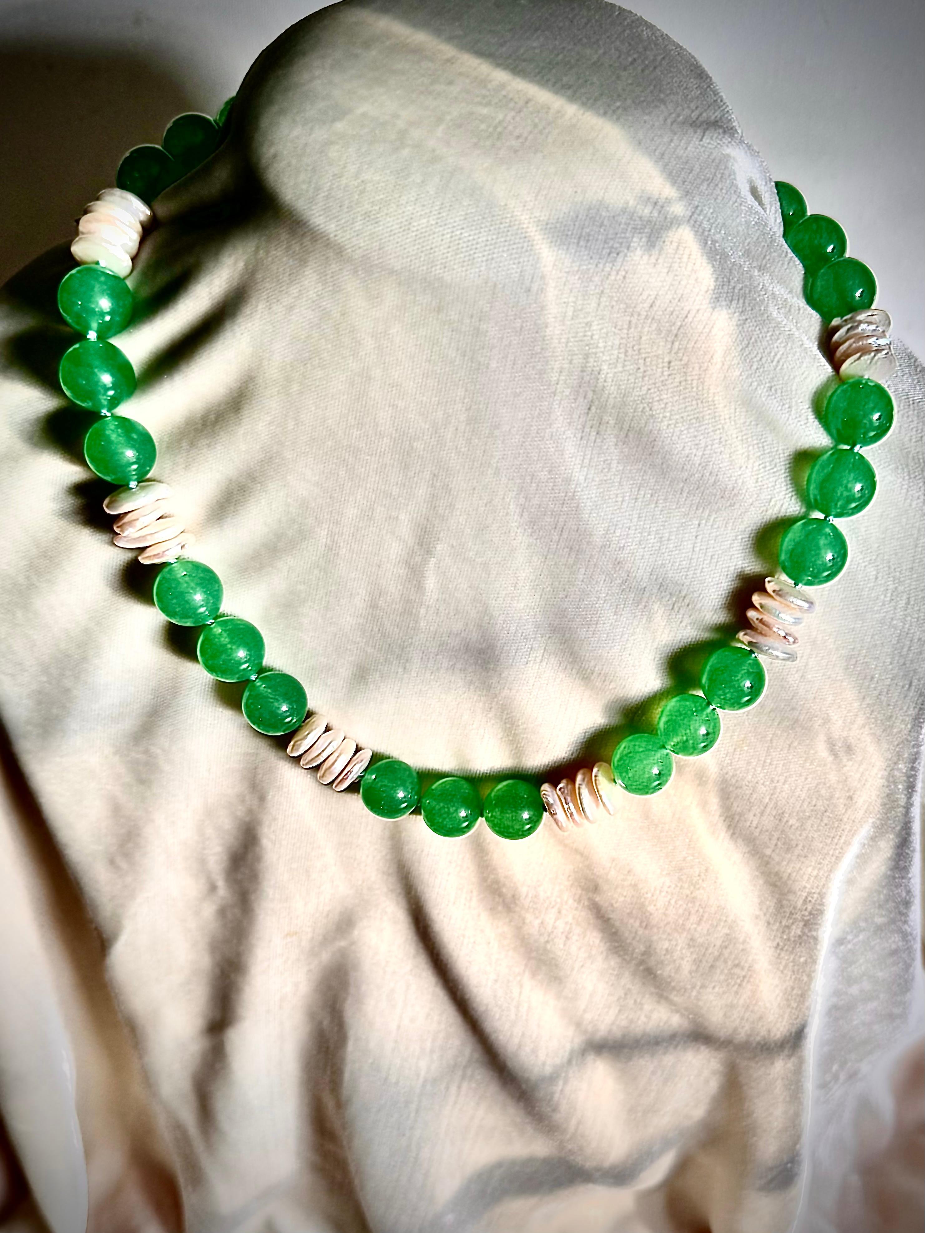Women's Jade and pearl necklace For Sale
