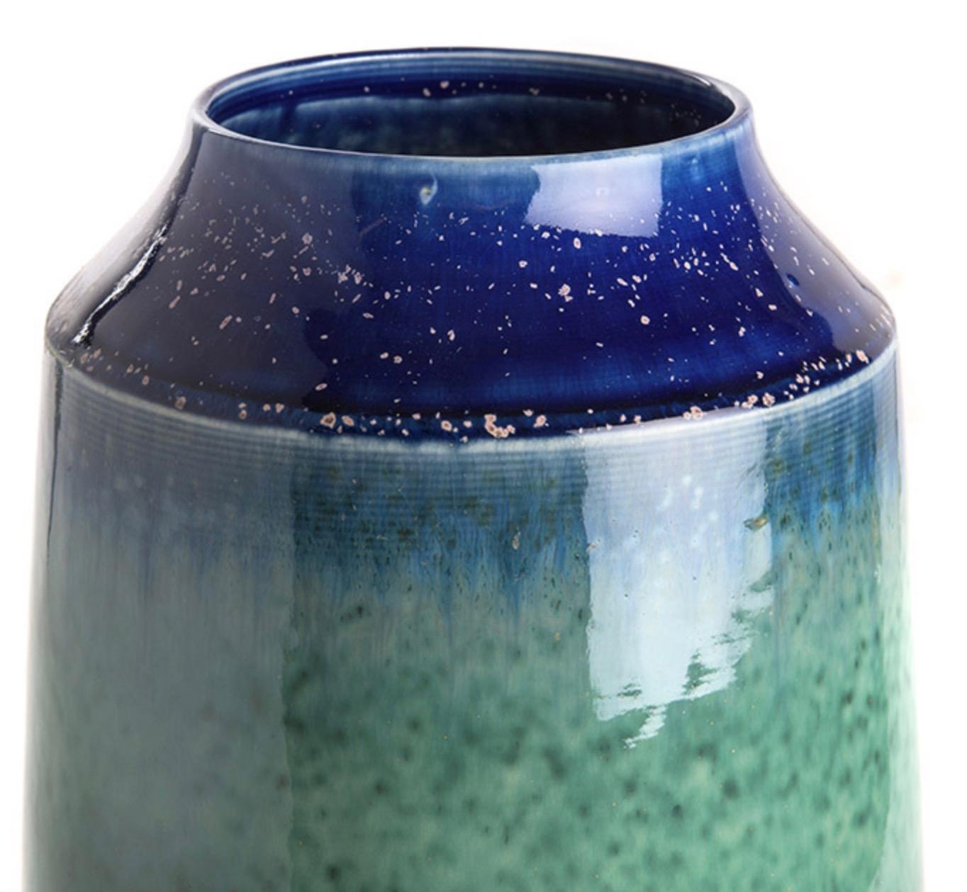 Chinois Vase cylindrique en jade et bleu royal, Chine, contemporain en vente