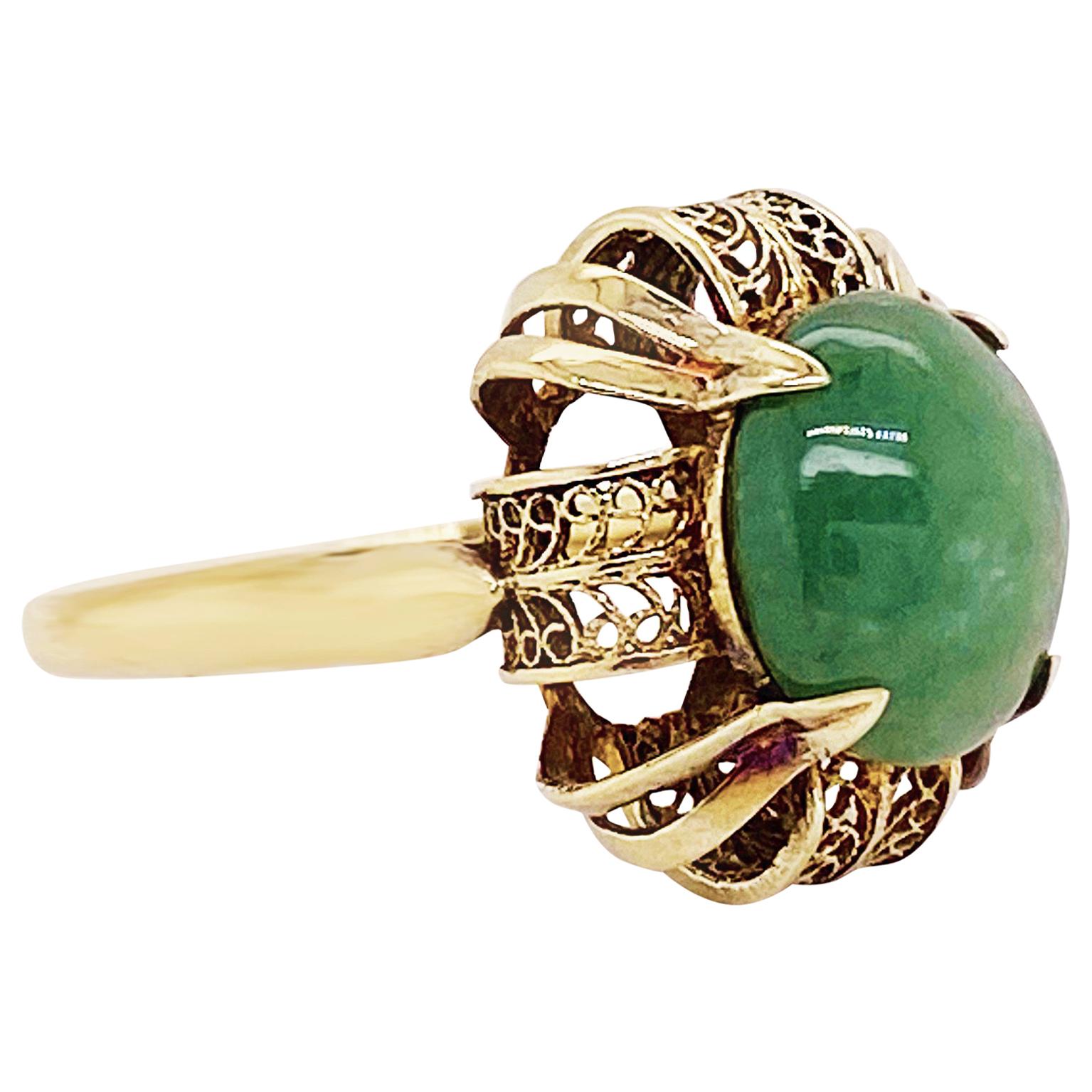 Jade Antique Ring, Jadeite Jade Ring in 14K Yellow Gold, Antique Filigree Ring For Sale