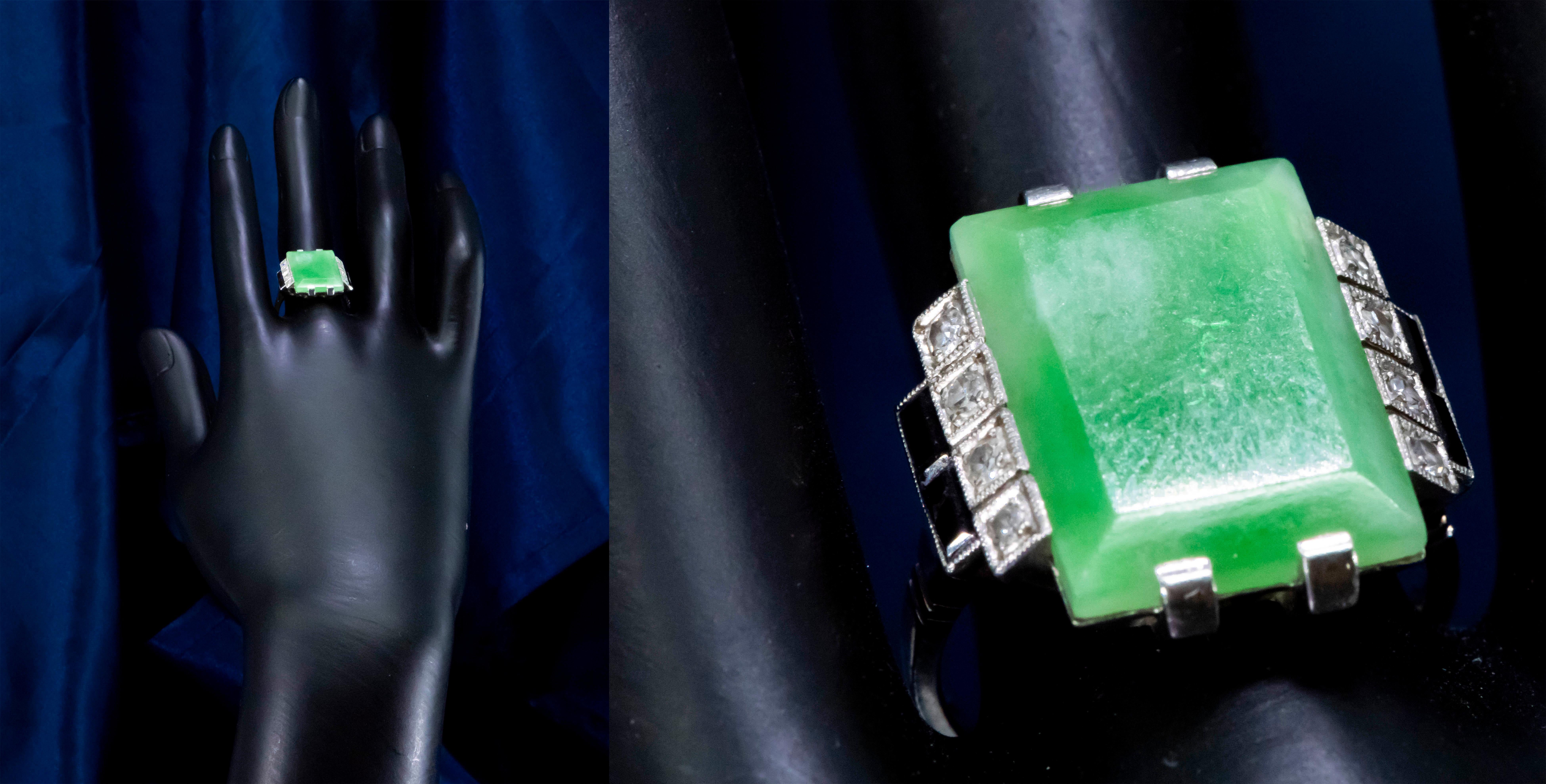 Jade Art Deco 1920s French Hallmarked Platinum Onyx Diamond Set Carat Large Ring In Good Condition In New york, NY