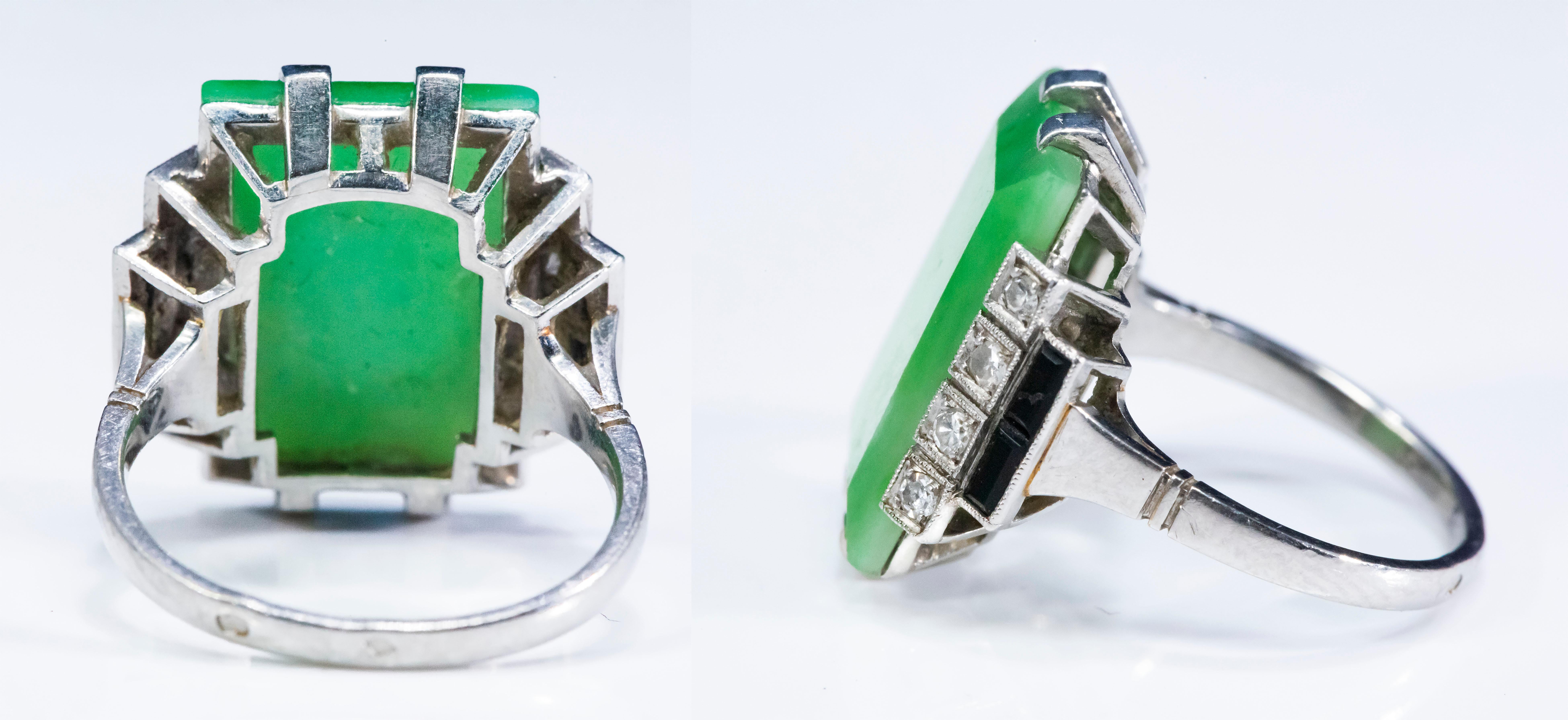 Jade Art Deco 1920s French Hallmarked Platinum Onyx Diamond Set Carat Large Ring For Sale 3