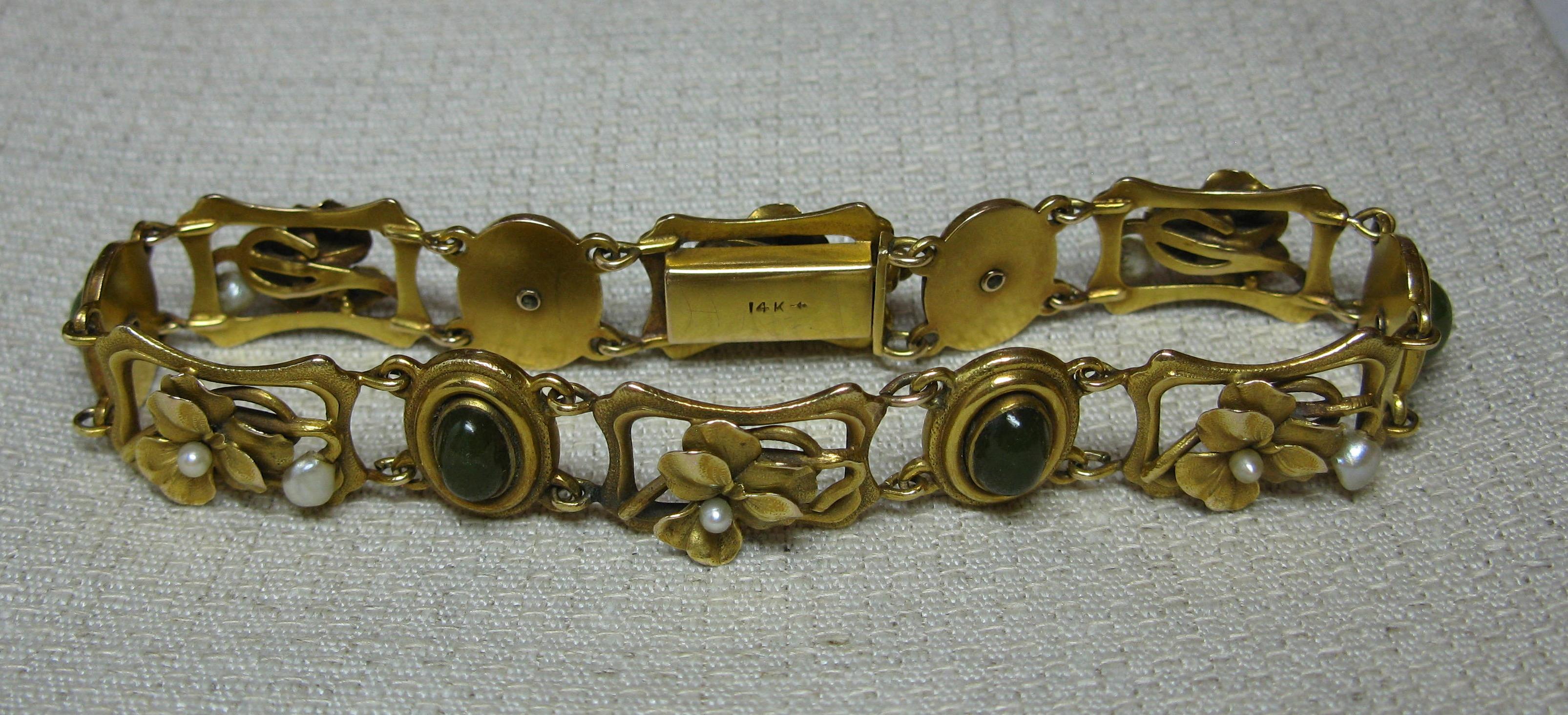 Jade Art Nouveau Pansy Flower Bracelet 14 Karat Gold Pearl Antique For Sale 9