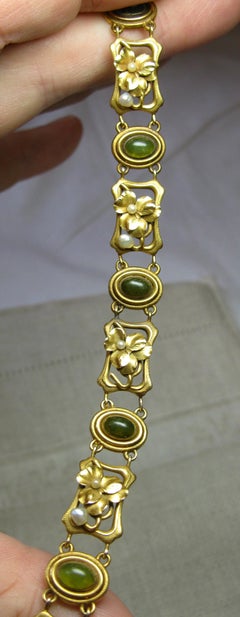 Jade Art Nouveau Pansy Flower Bracelet 14 Karat Gold Pearl Antique