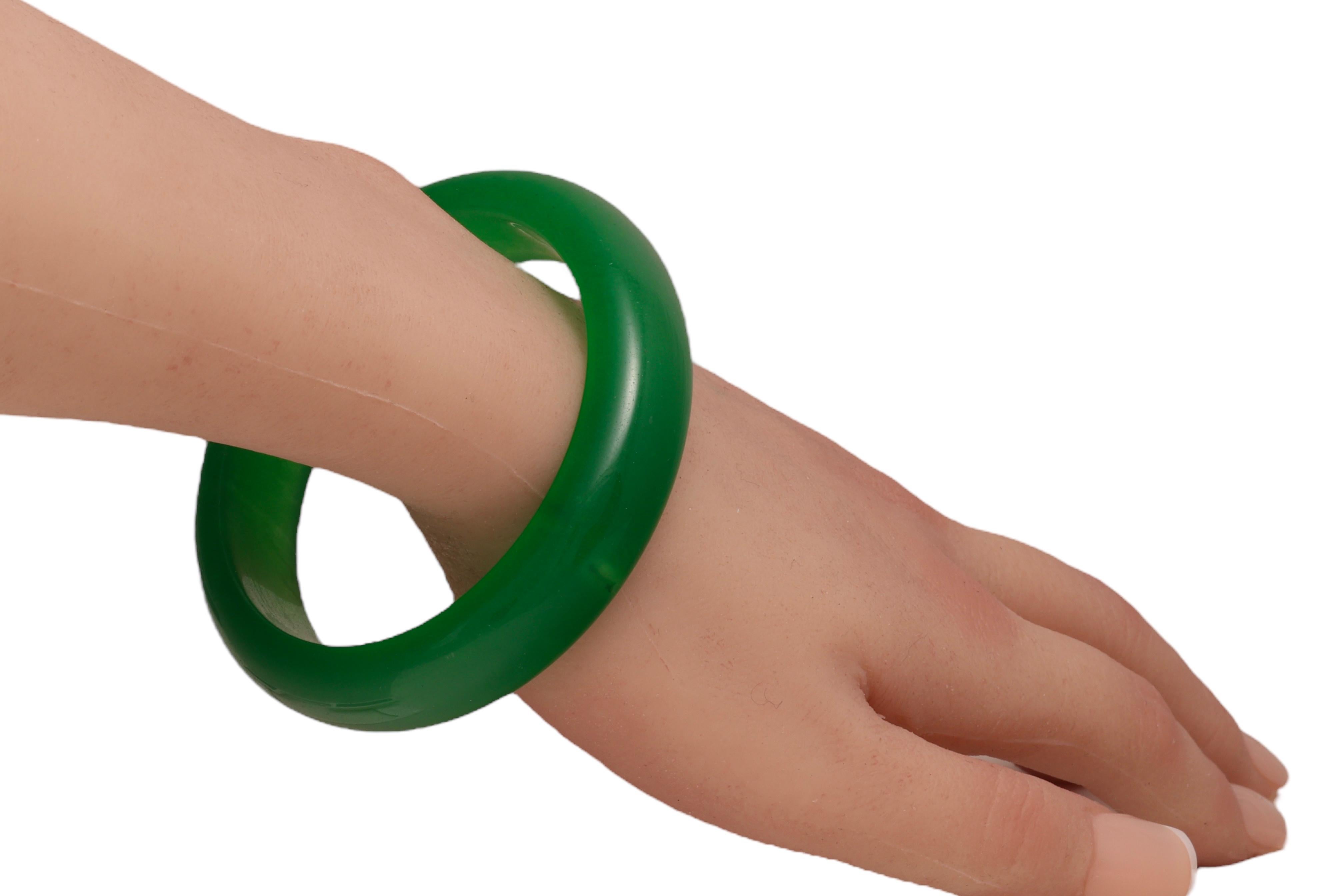 da uomo o donna Bangle di giada di grado A, colore verde intenso in vendita