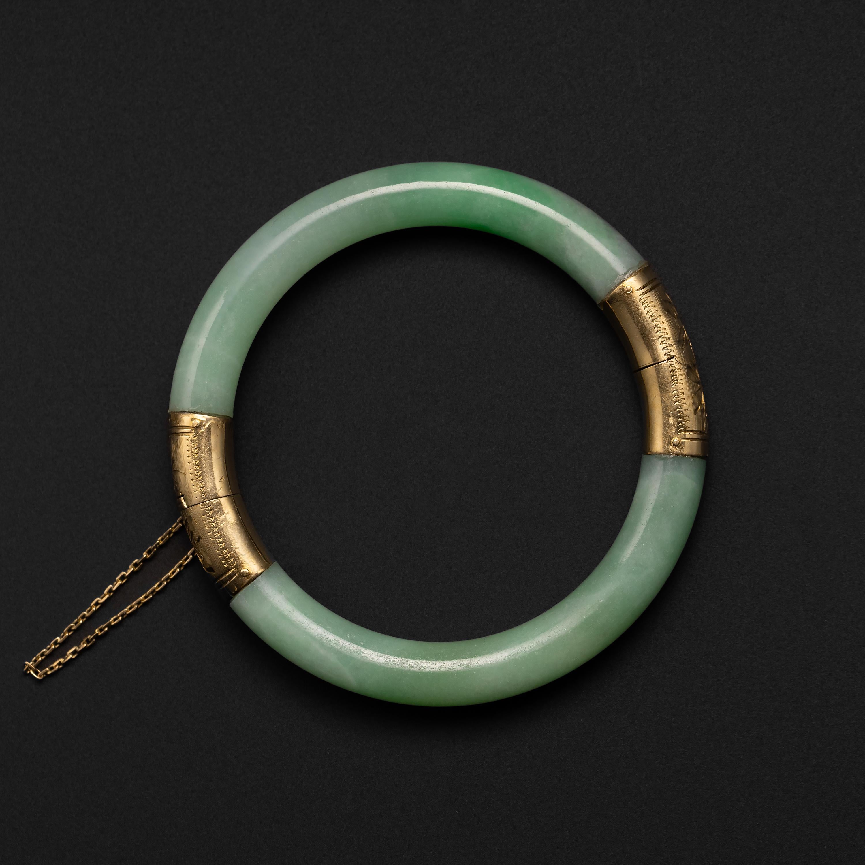 vintage jade bangle