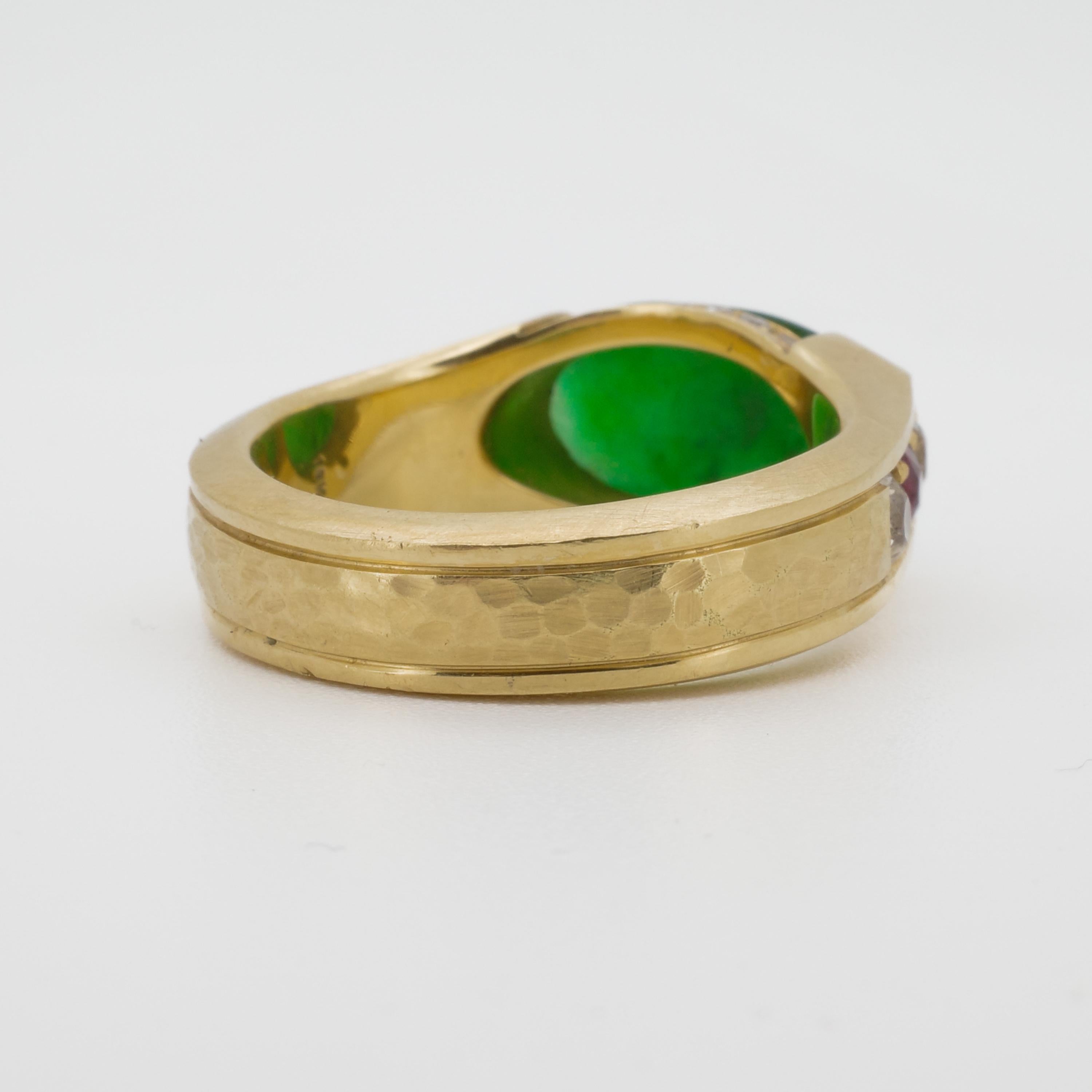 Jadeit Jade-Ring Smaragdgrün, Rubine, Diamanten, 18k, zertifiziert und unbehandelt im Angebot 7