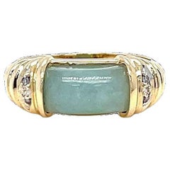 Vintage Jade Cabochon Yellow Gold Ring
