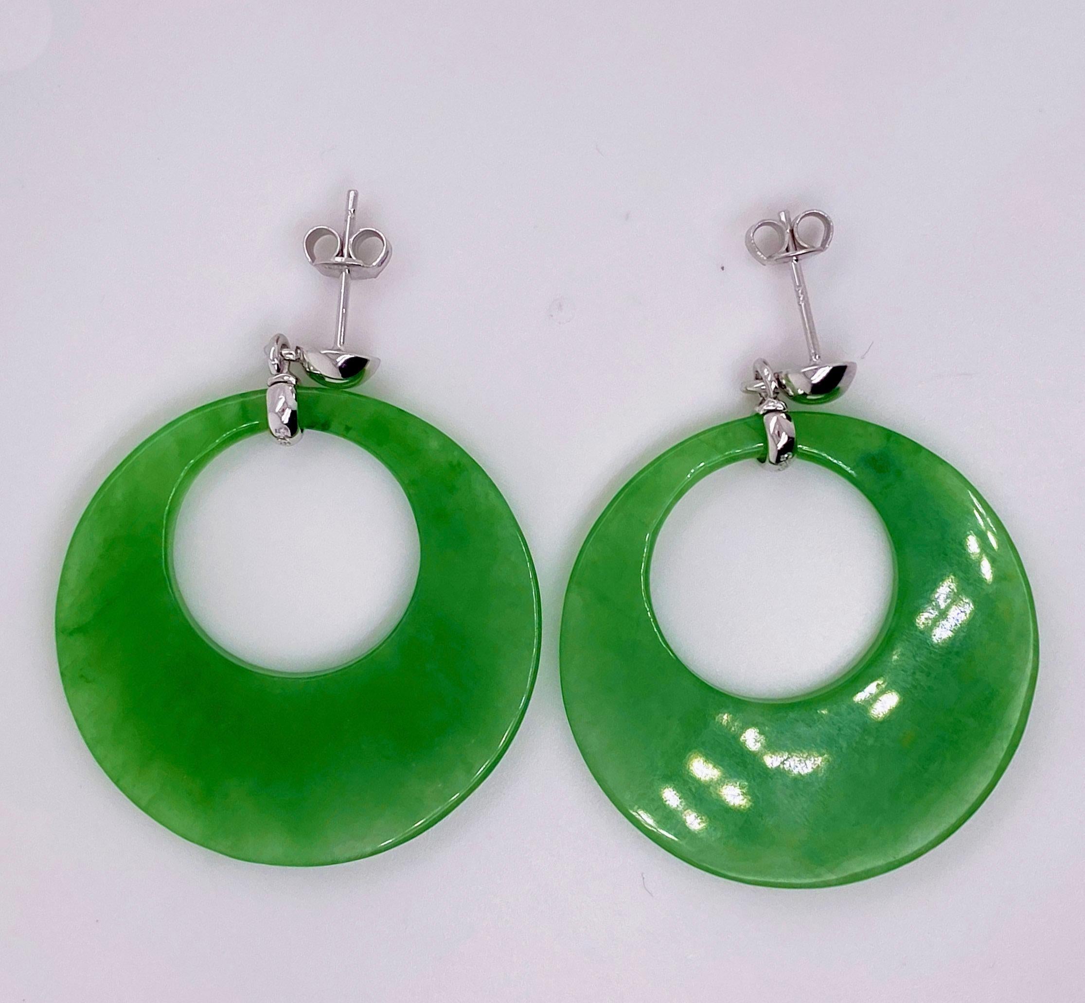 The details for these gorgeous earrings are listed below:
Metal Quality: Sterling Silver 
Earring Type: Stud 
Gemstone: Jade 
Gemstone Measurements: 3.5 cm X 3.5 cm
Gemstone Color: Green 
Measurements: 3.5 cm X 3.5 cm
Post Type: Posts-Sterling
Total
