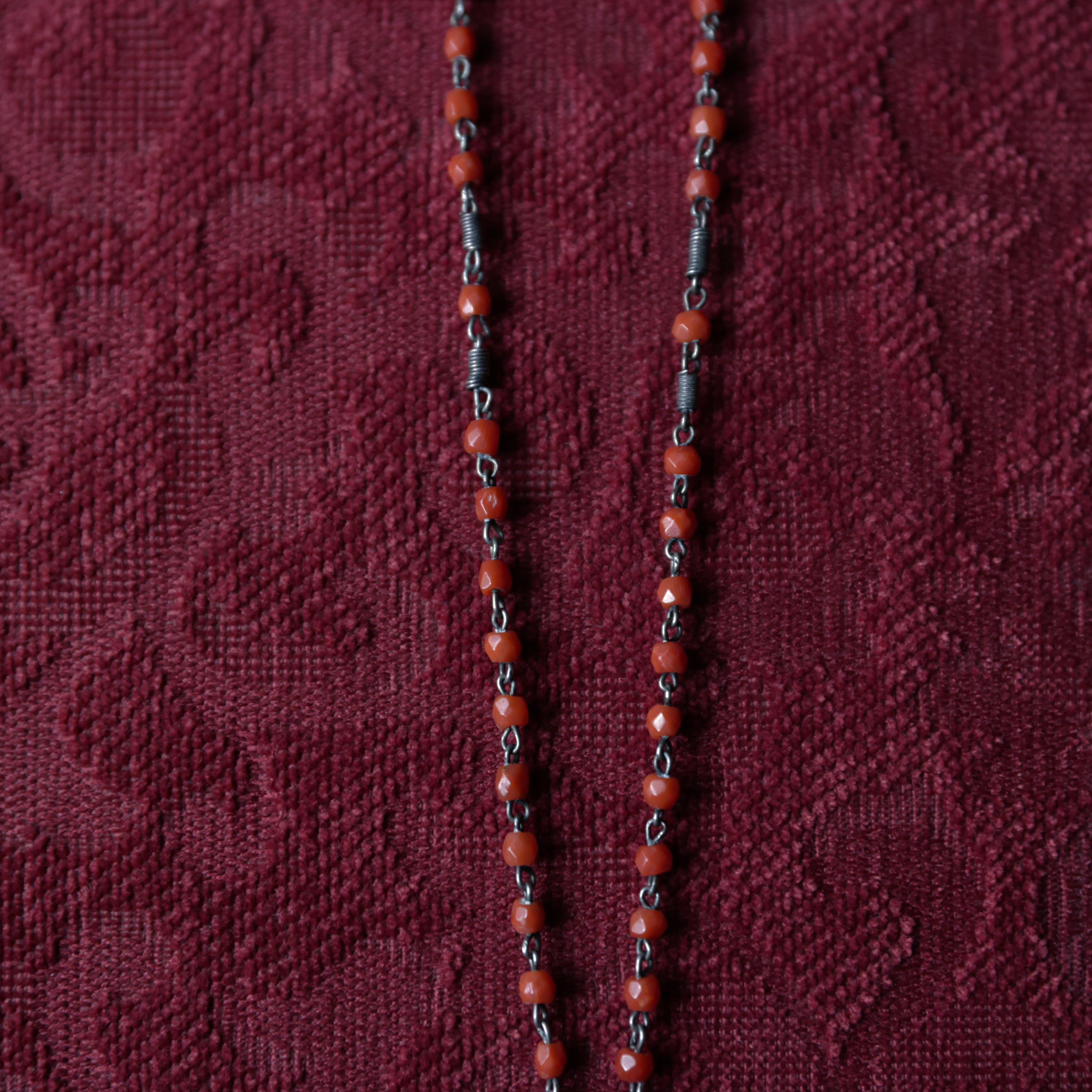 Collana di giada e corallo, anni '30 circa in vendita 4