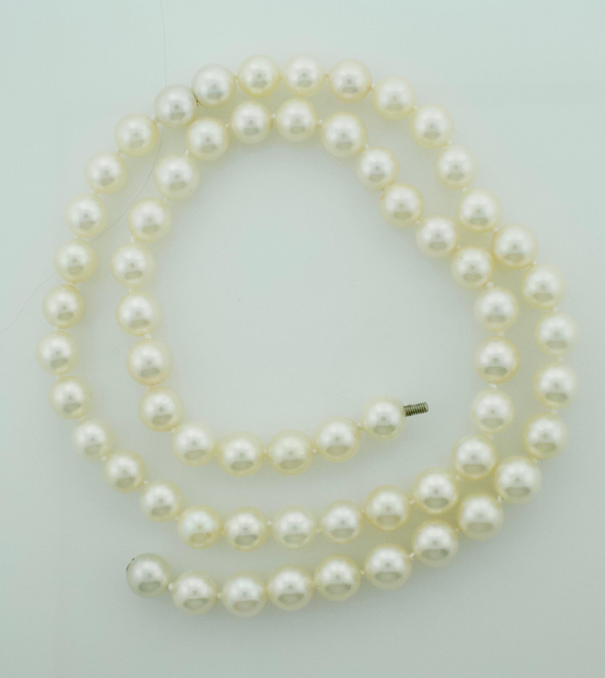 Jade Diamond and Pearl Strand Necklace Circa 1950's For Sale 3