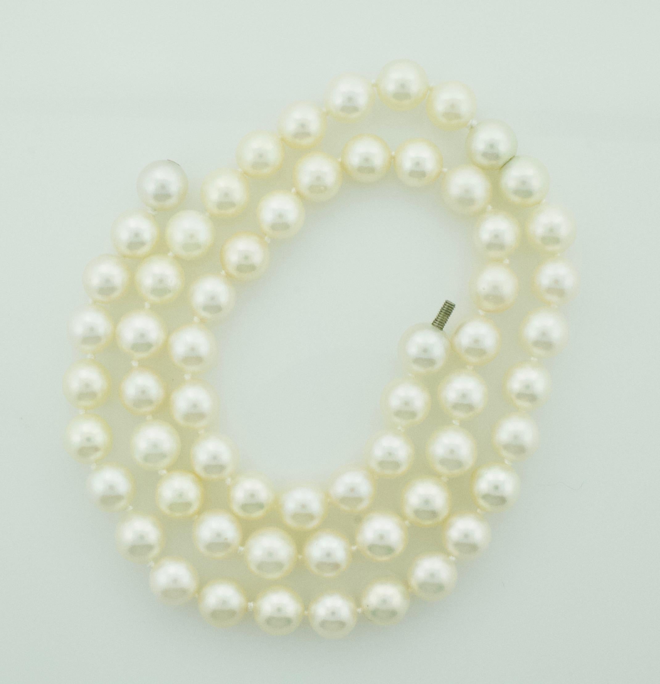 Jade Diamond and Pearl Strand Necklace Circa 1950's For Sale 4