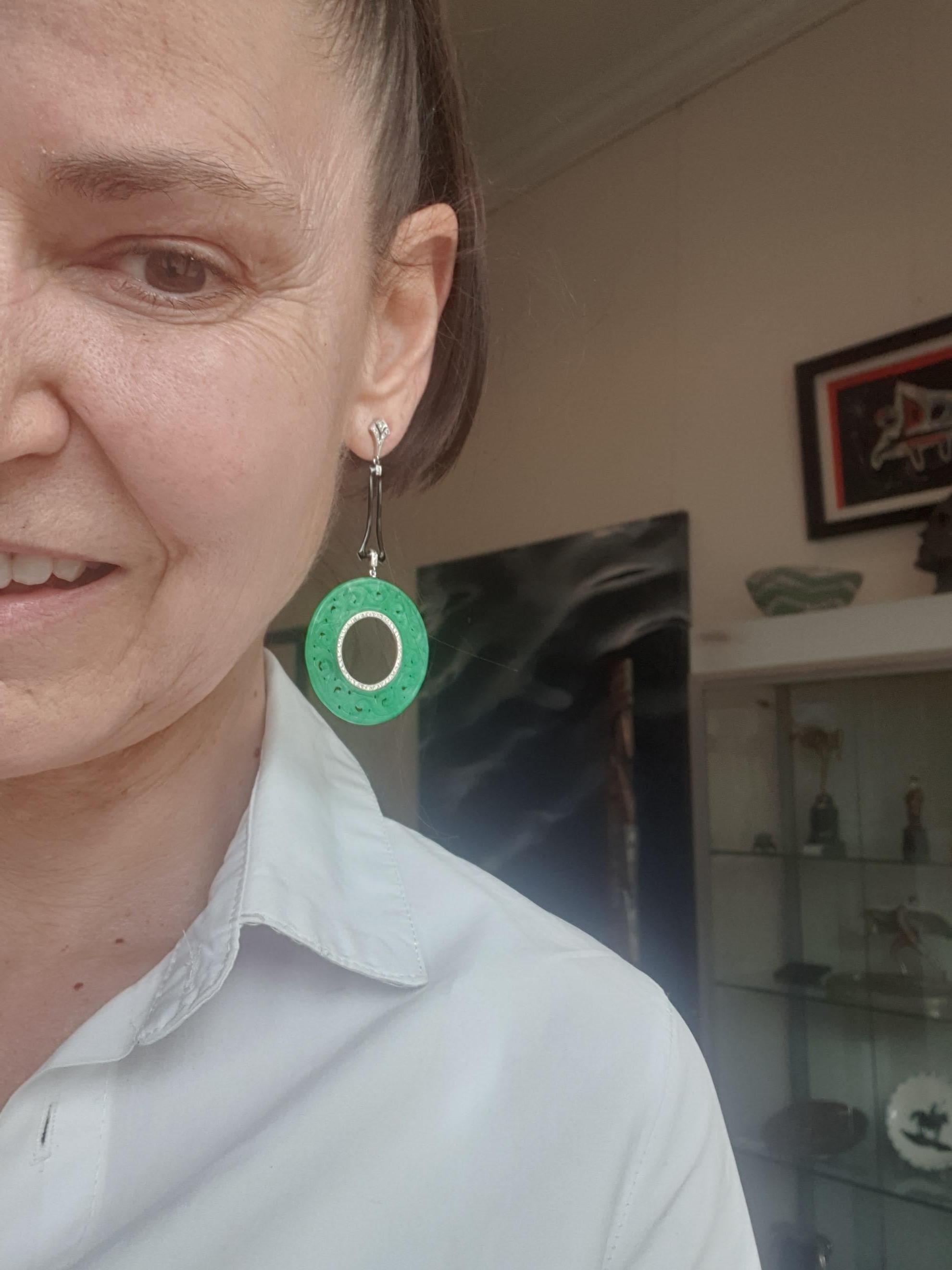 Jade Diamond Dangle Earrings In Excellent Condition For Sale In Berlin, DE