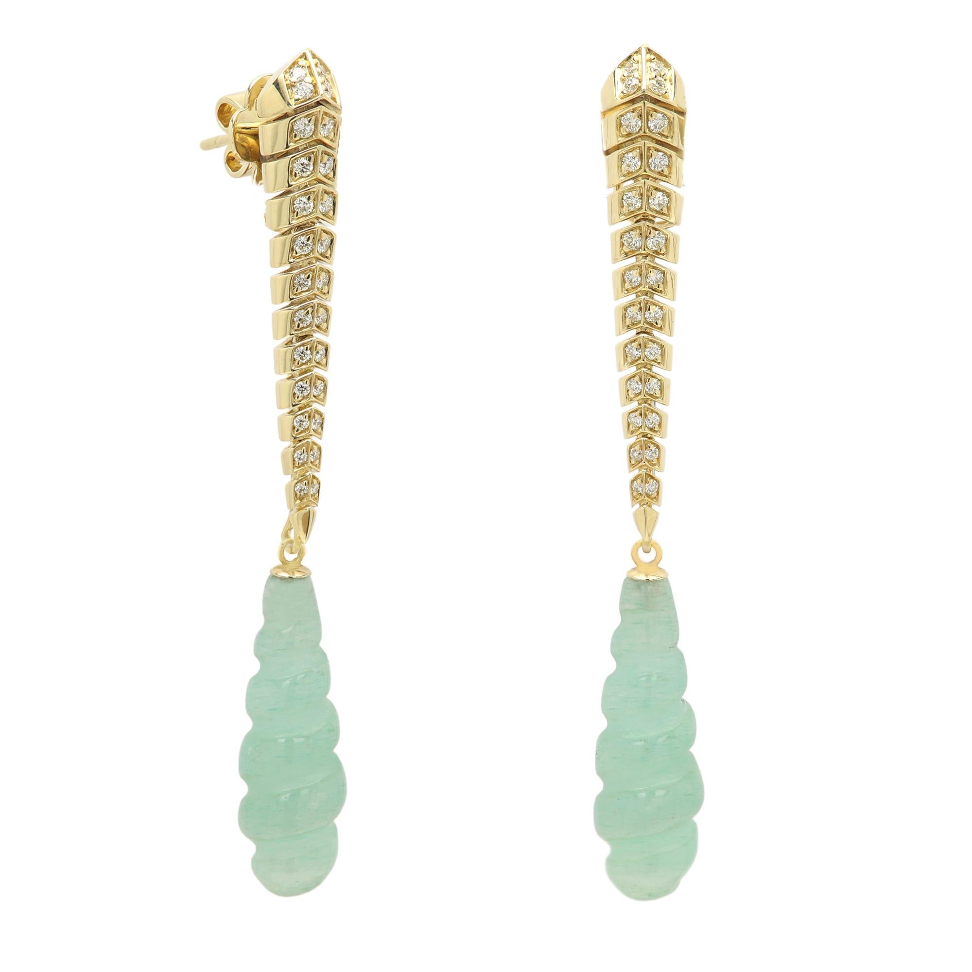 New Boucles d'oreilles pendantes en diamant et jade
Jade Naturel approx. 1'' inch sculpté en forme de tourbillon
Diamants naturels environ 0.50 carat G-VS
Pièces amovibles/interchangeables
Or jaune véritable 18k environ 12,8 grammes 
Longueur :