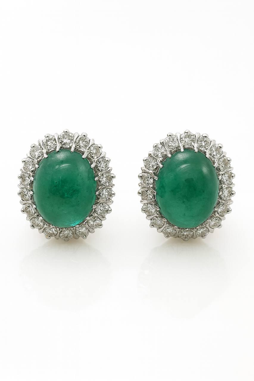 Boucles d'oreilles en jade et diamant, circa 1940 Or 18K  Poids total : 16,80 g Excellent état - En vente à Firenze, FI