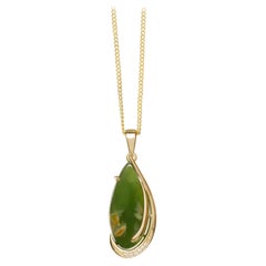 Jade Diamond Necklace 18 Karat Yellow Gold from New Zealand