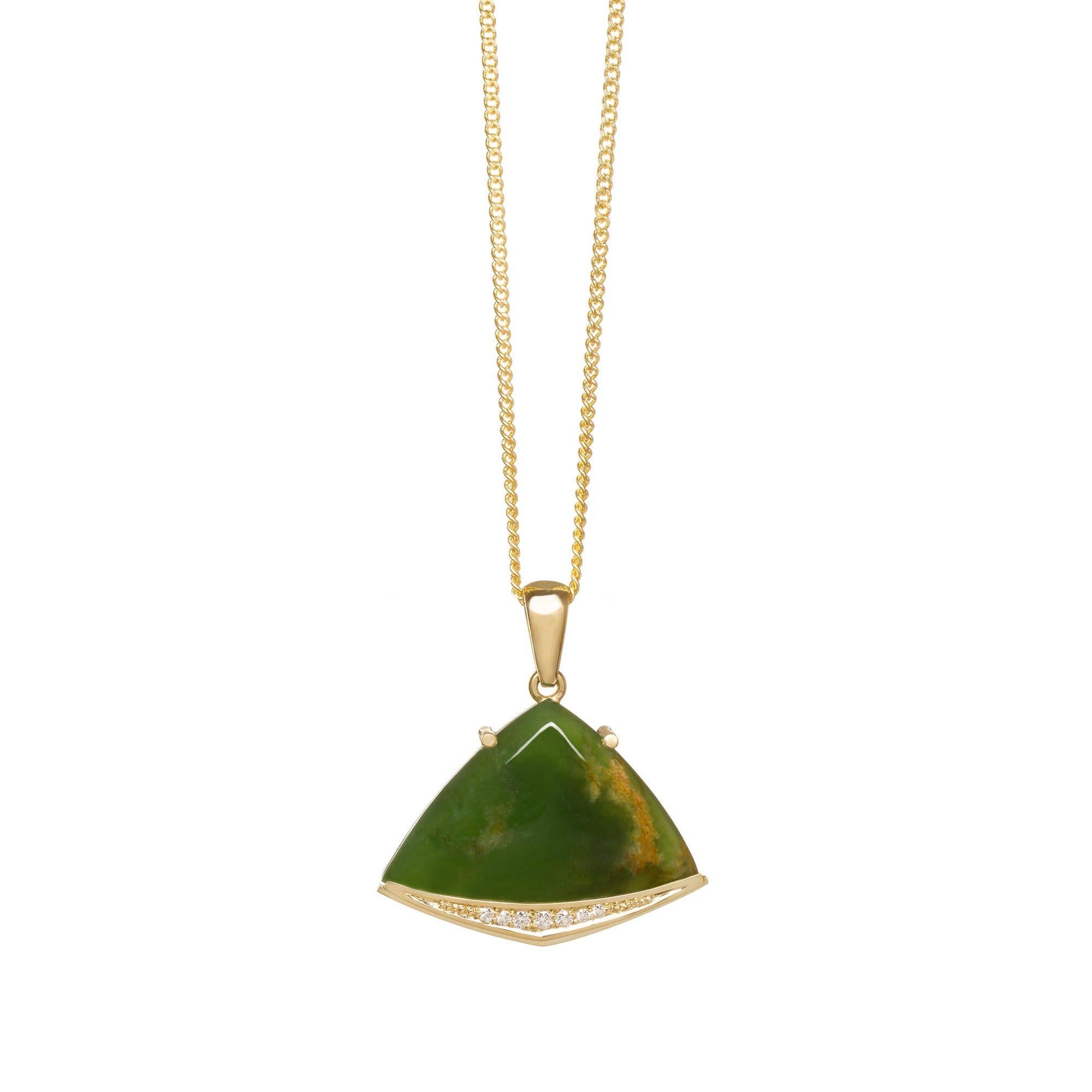 Contemporary Jade Diamond Necklace 18 Karat Yellow Gold ' New Zealand Jade ' For Sale