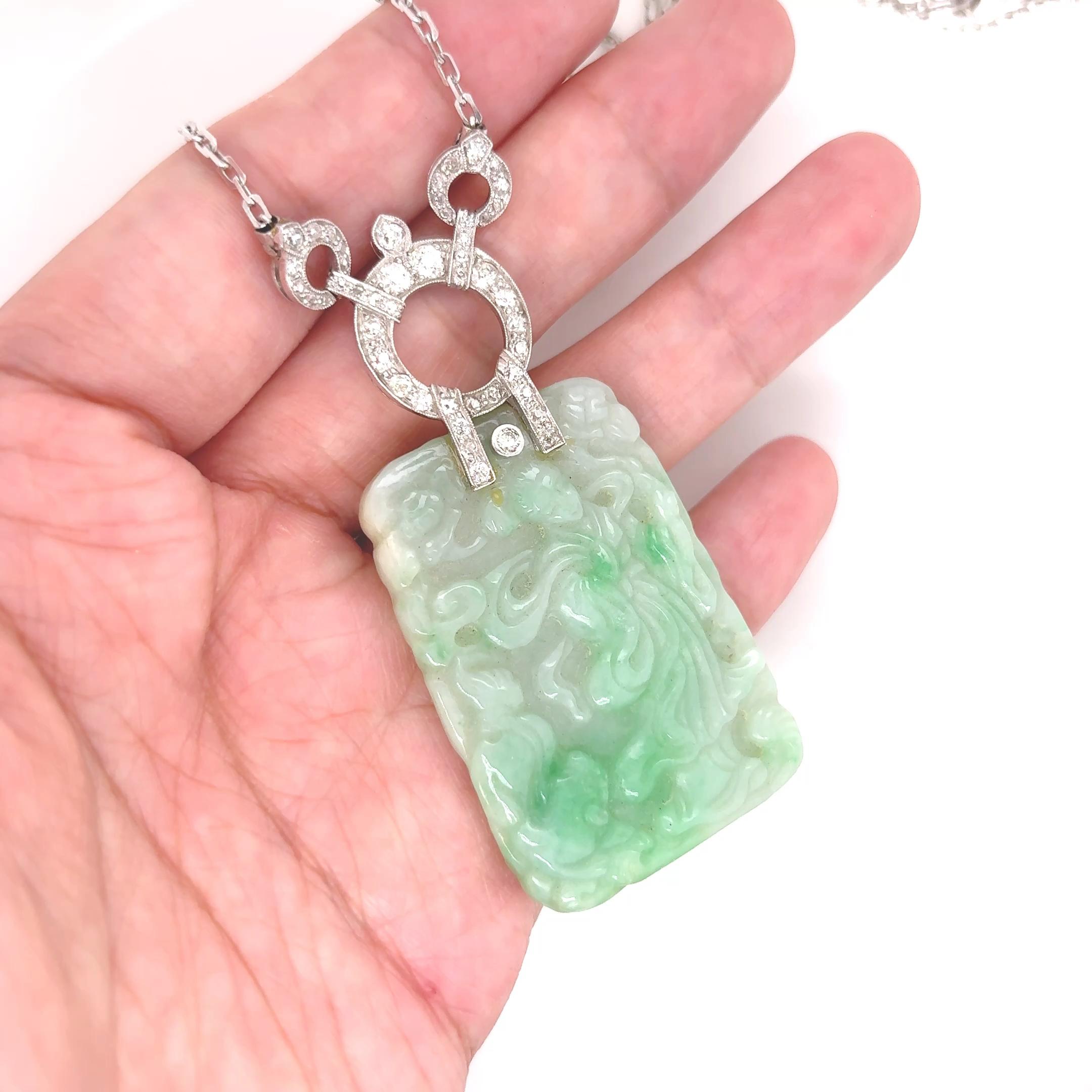 Ciondolo di giada con diamante in vendita 2