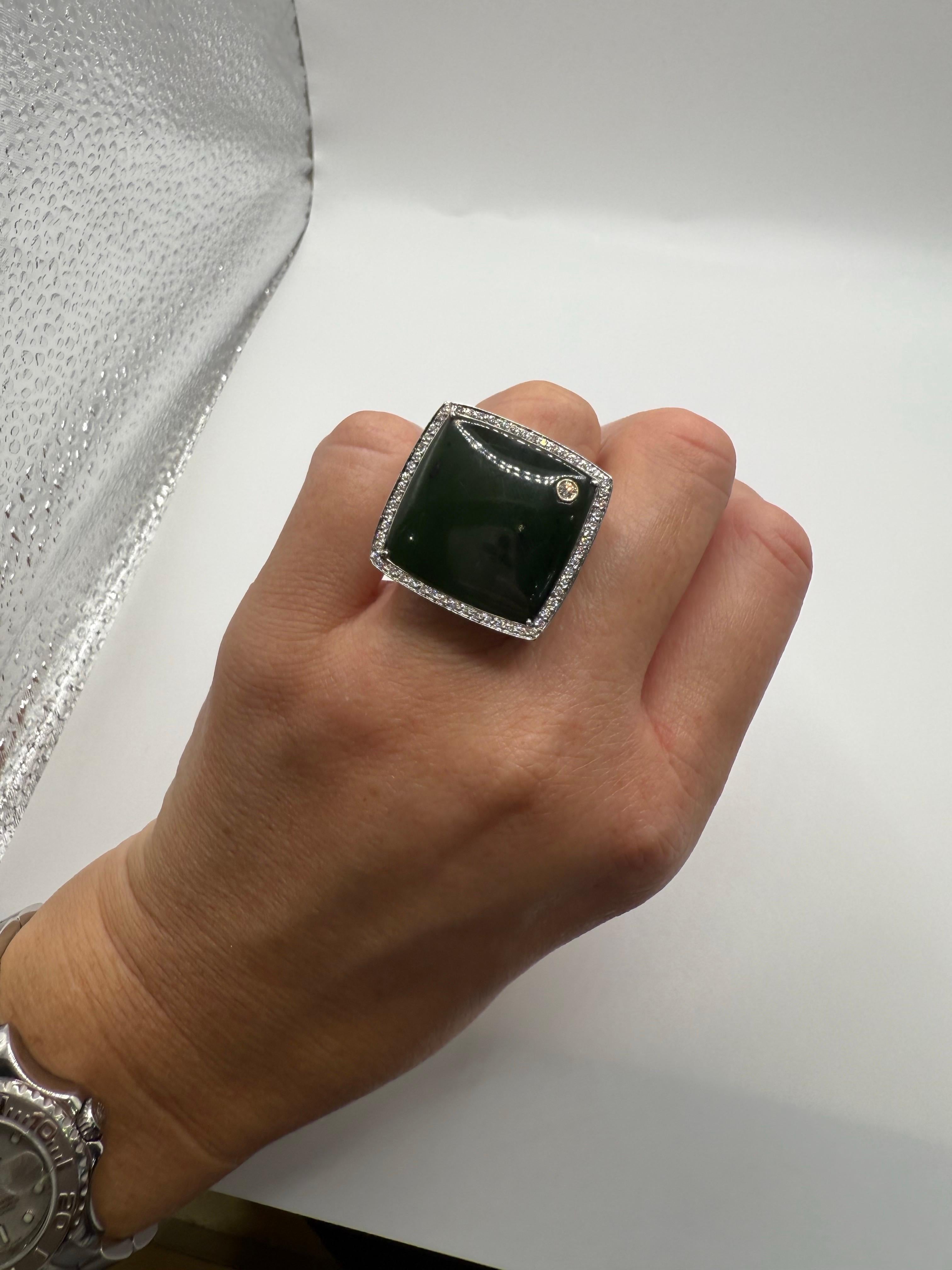 Jade Diamant Ring 18KT Weißgold Ring (Rundschliff) im Angebot