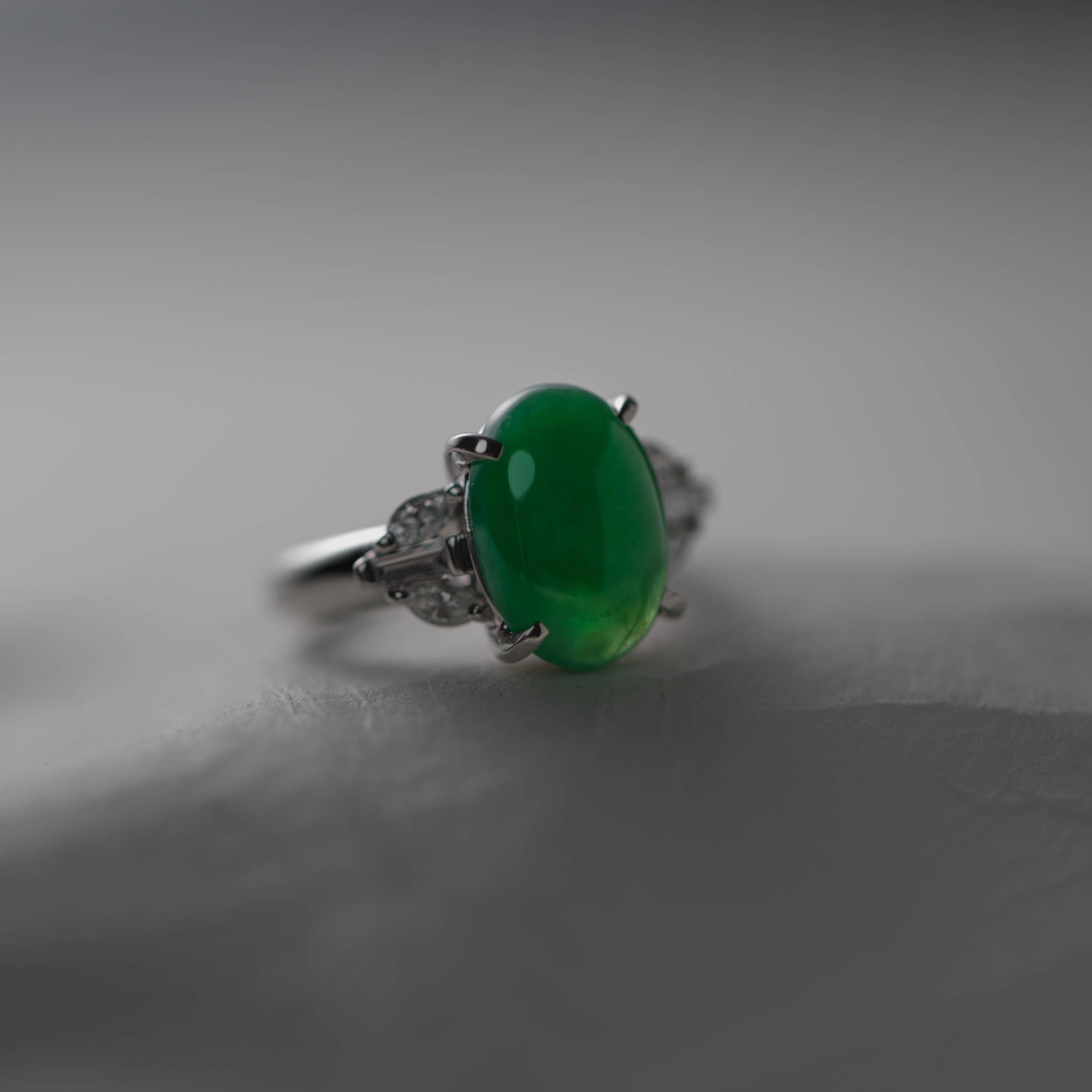 Jade & Diamond Ring Apple Green in Platinum Certified Untreated For Sale 6