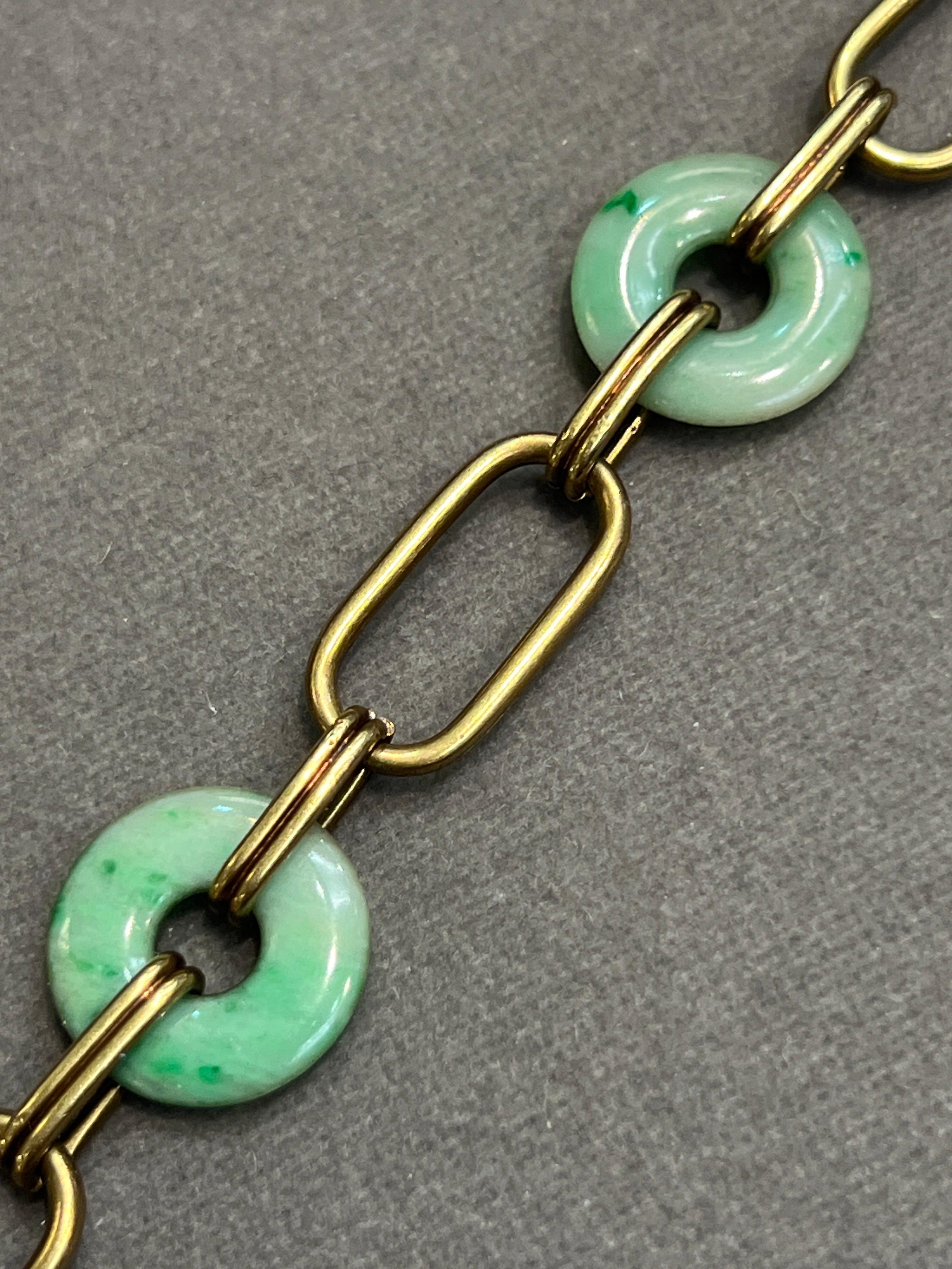 Bracelet disque de jade et maillons en or Pour femmes en vente