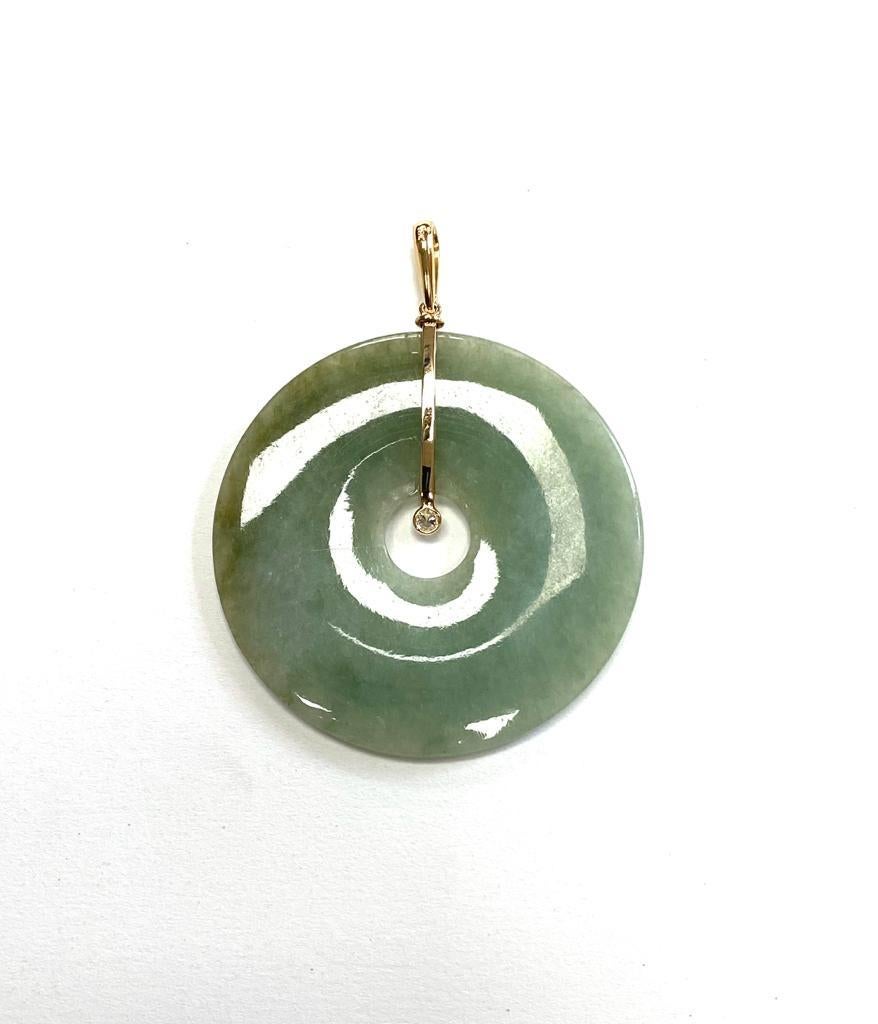 jade donut pendant gold