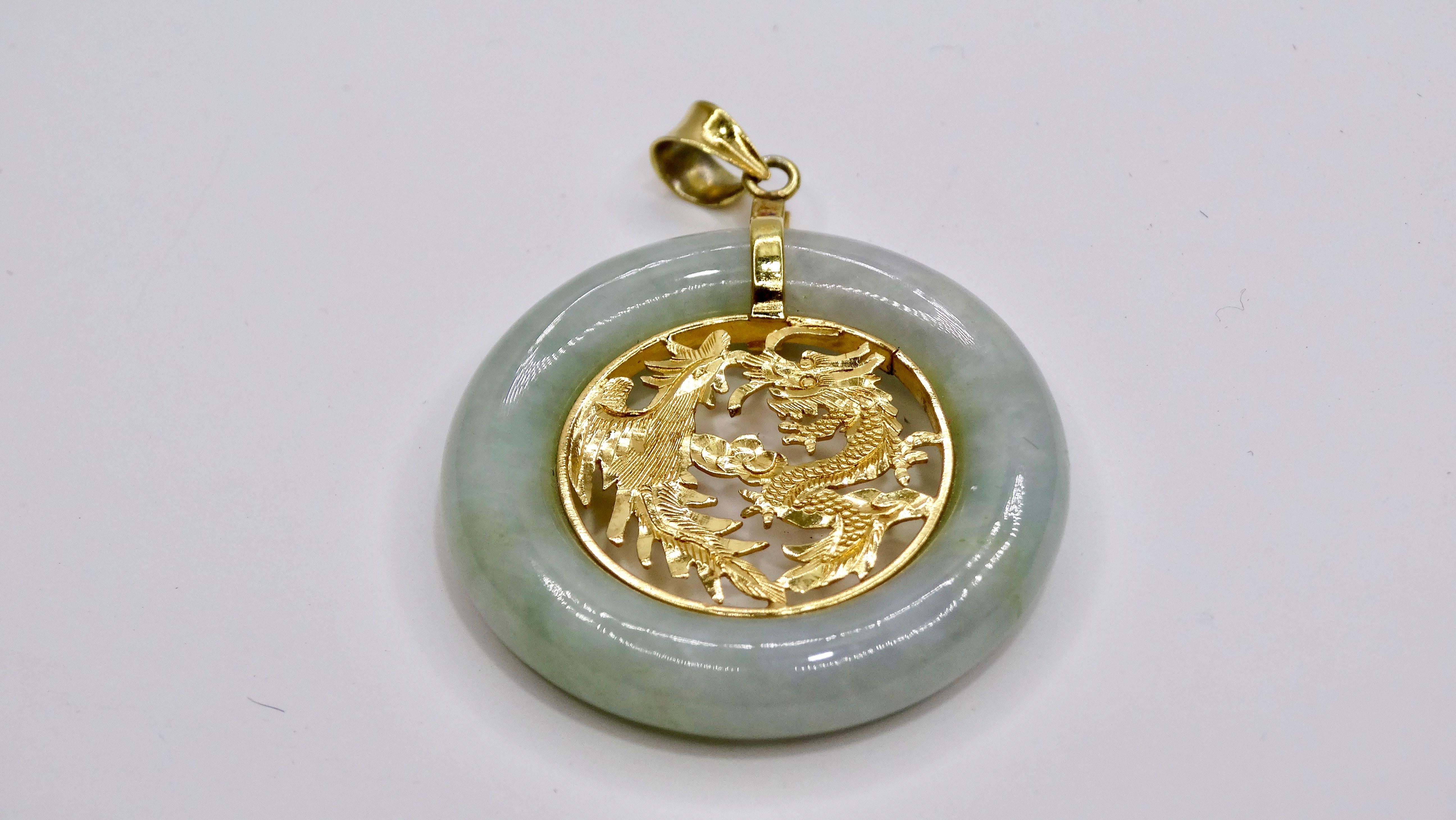 Grand pendentif dragon en or 24 carats et jade Unisexe en vente