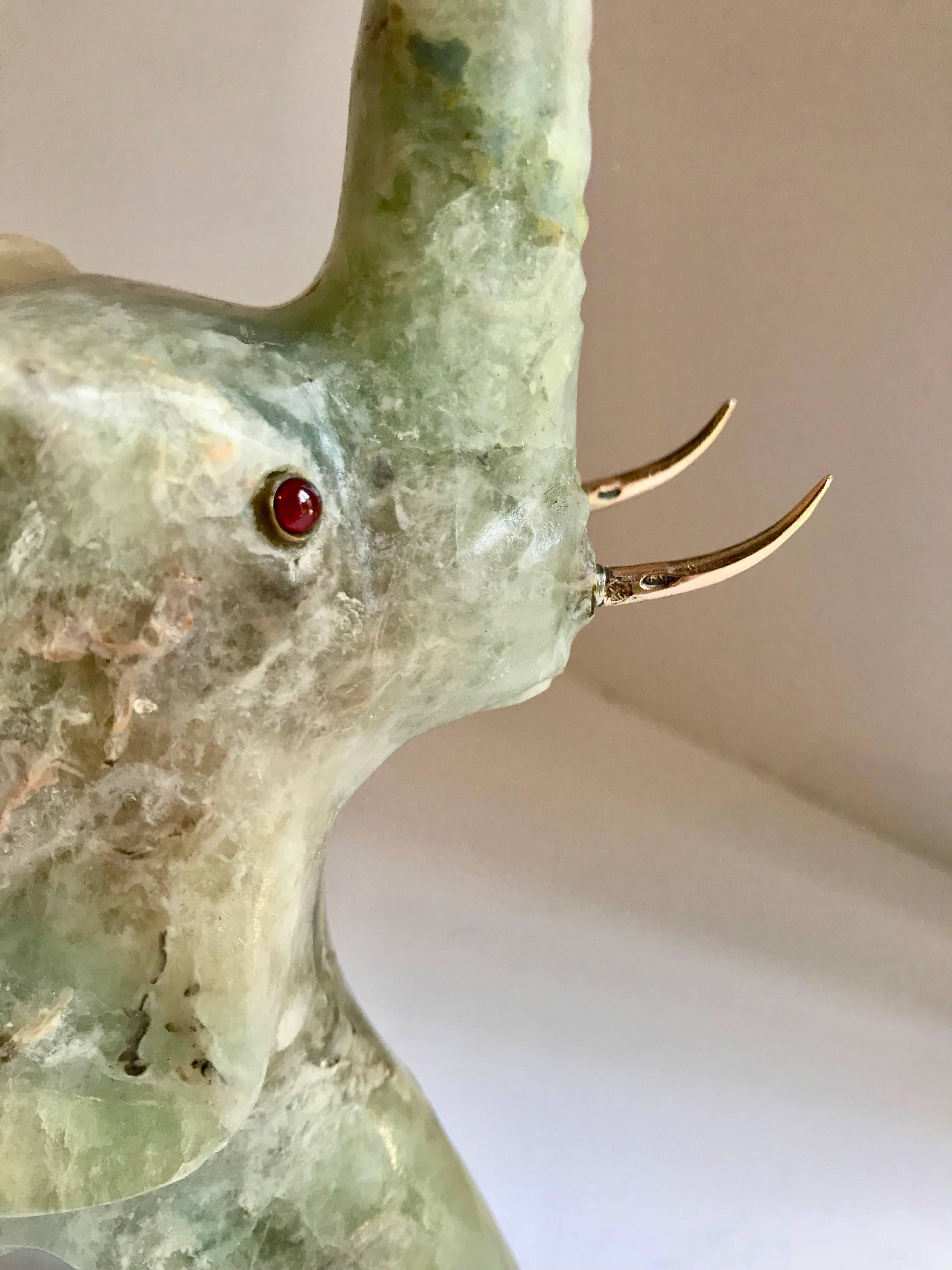 Elefant aus Jade mit Stoßzähnen aus 14-karätigem Gold 3