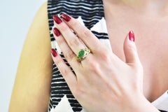 Jade Emerald 0.30 Carat Diamond and 18 Karat Gold Ring, circa 1970s