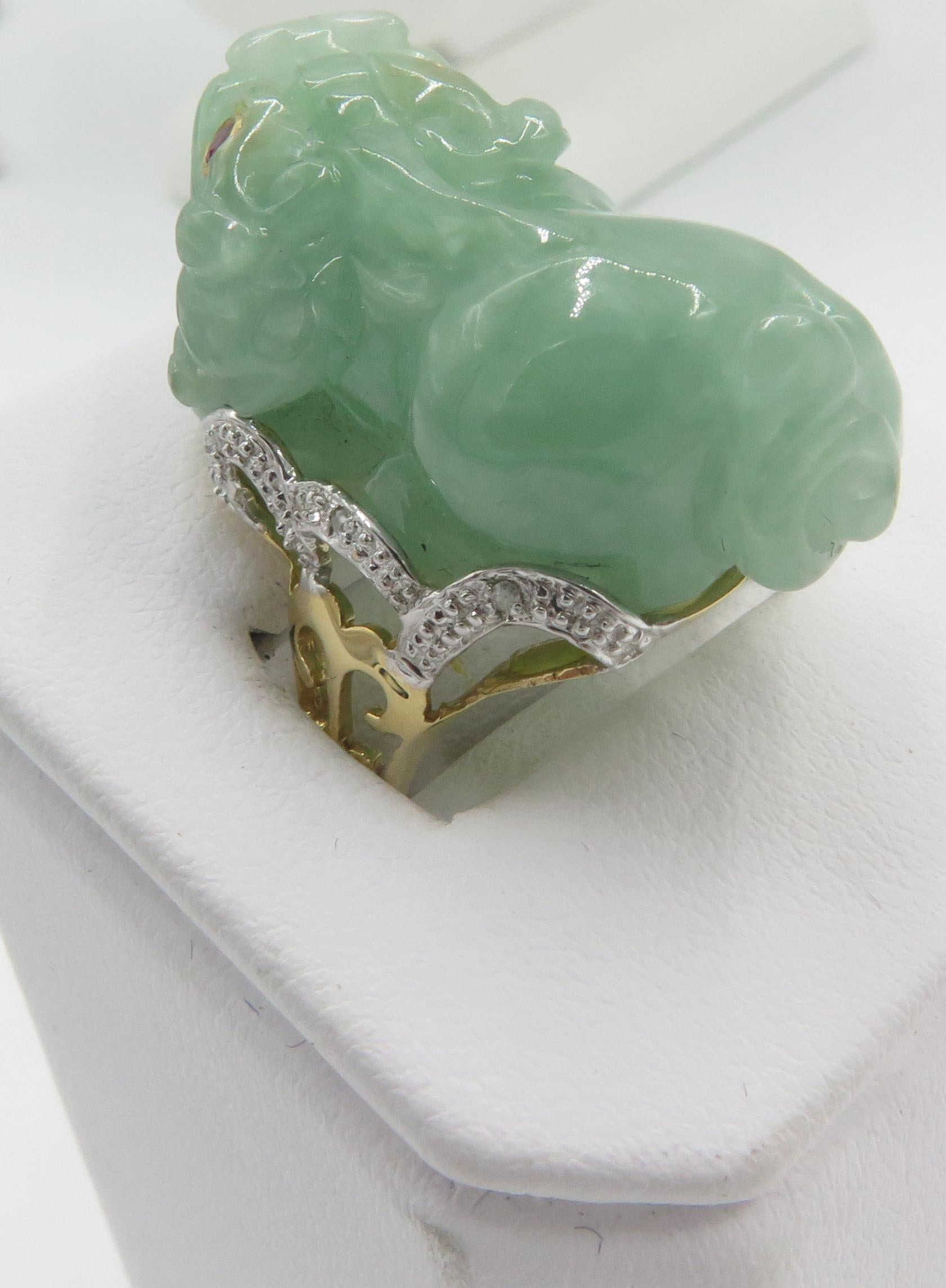 foo dog jade pendant