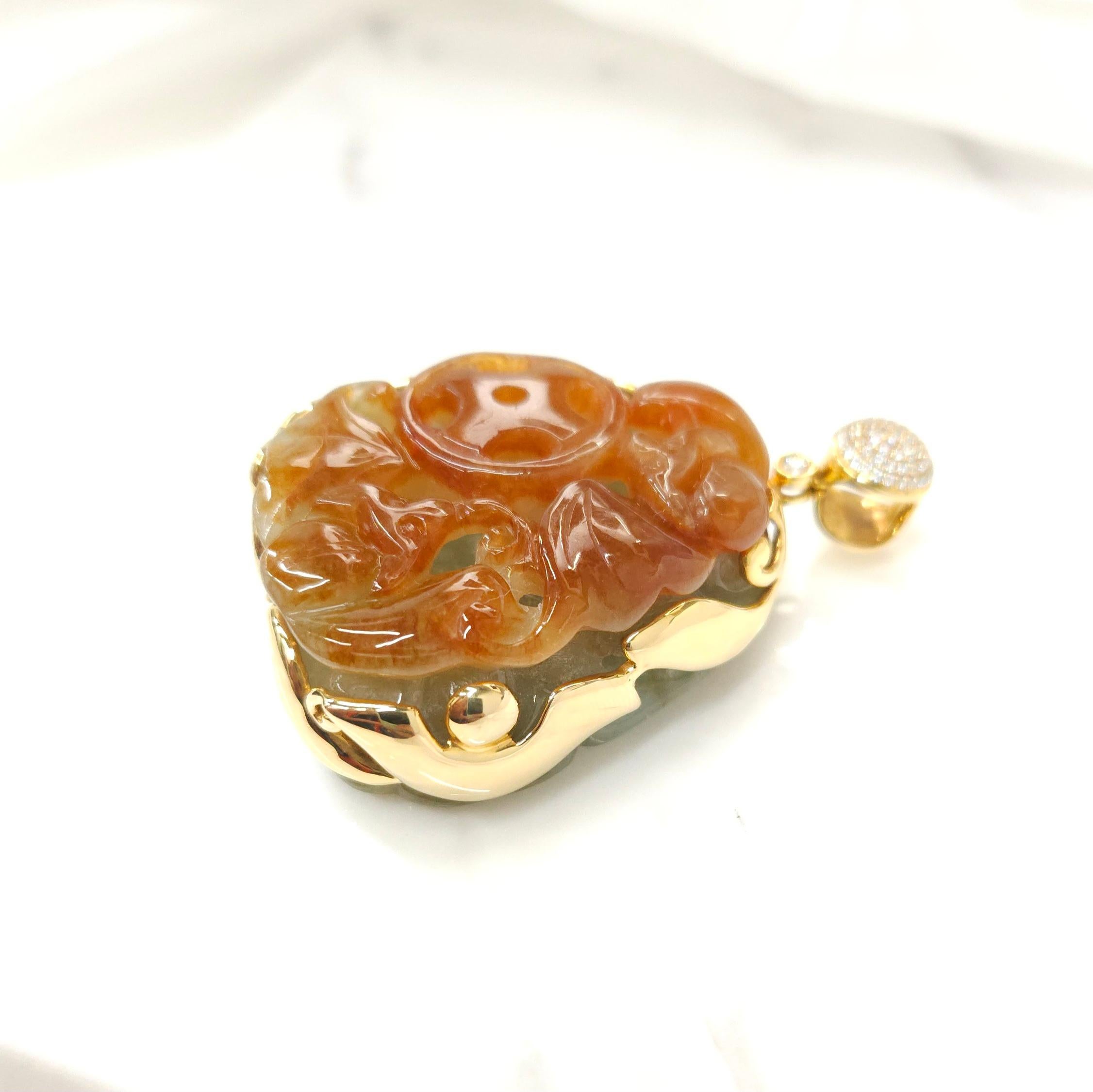 Round Cut Certified Type A Orange & Green Carved Jade Diamond 18K Yellow Gold Pendant For Sale