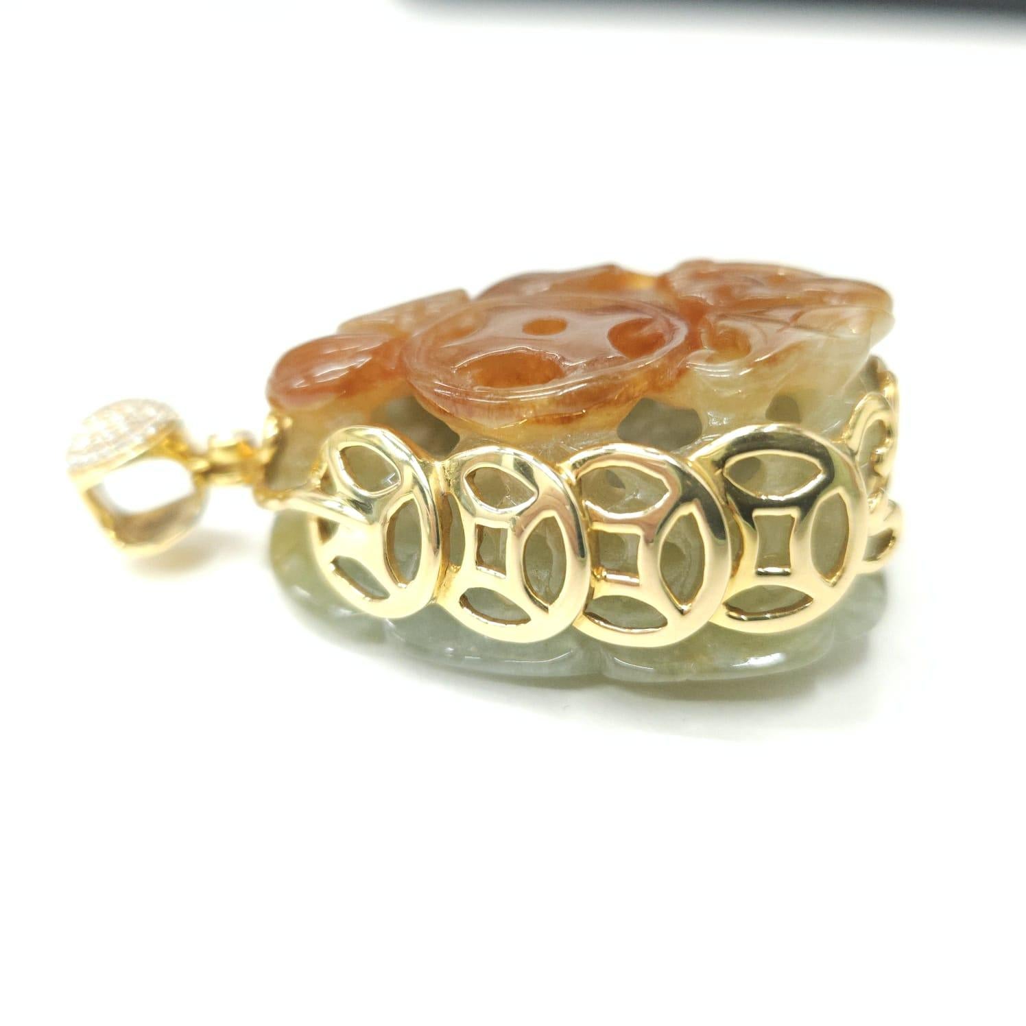 Certified Type A Orange & Green Carved Jade Diamond 18K Yellow Gold Pendant For Sale 3