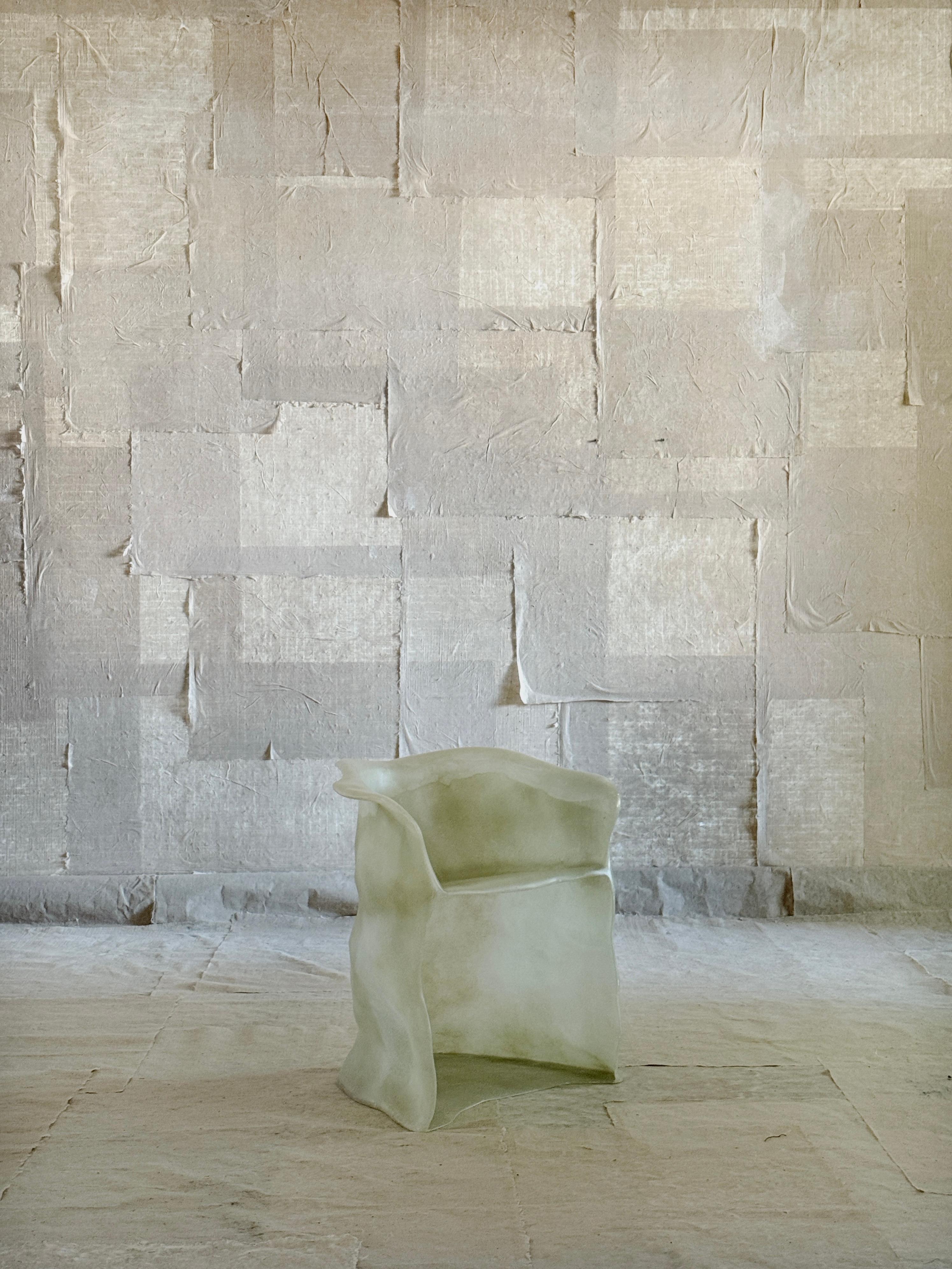 Sedia in fibra di vetro Jade Formless di kar
Pezzo unico
Dimensioni: L 64 x P 54 x H 68 cm.
Materiali: Fibra di vetro.

Disponibile nei colori marrone muschio o giada. Contattateci.

Poiché ogni articolo è rifinito a mano, le leggere variazioni di