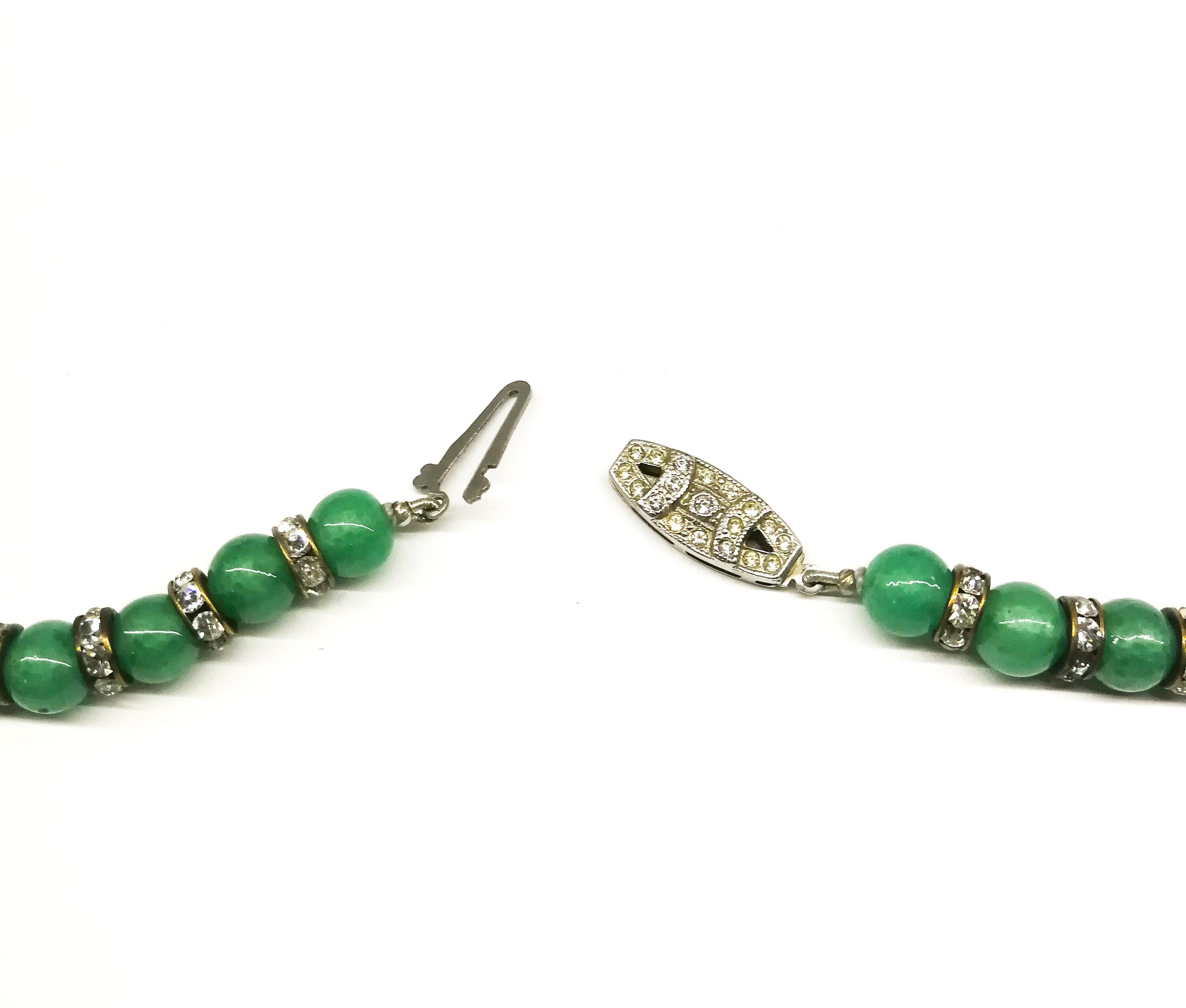 Jade glass bead and clear paste lariatt-style necklace/sautoir, French, 1920s For Sale 1
